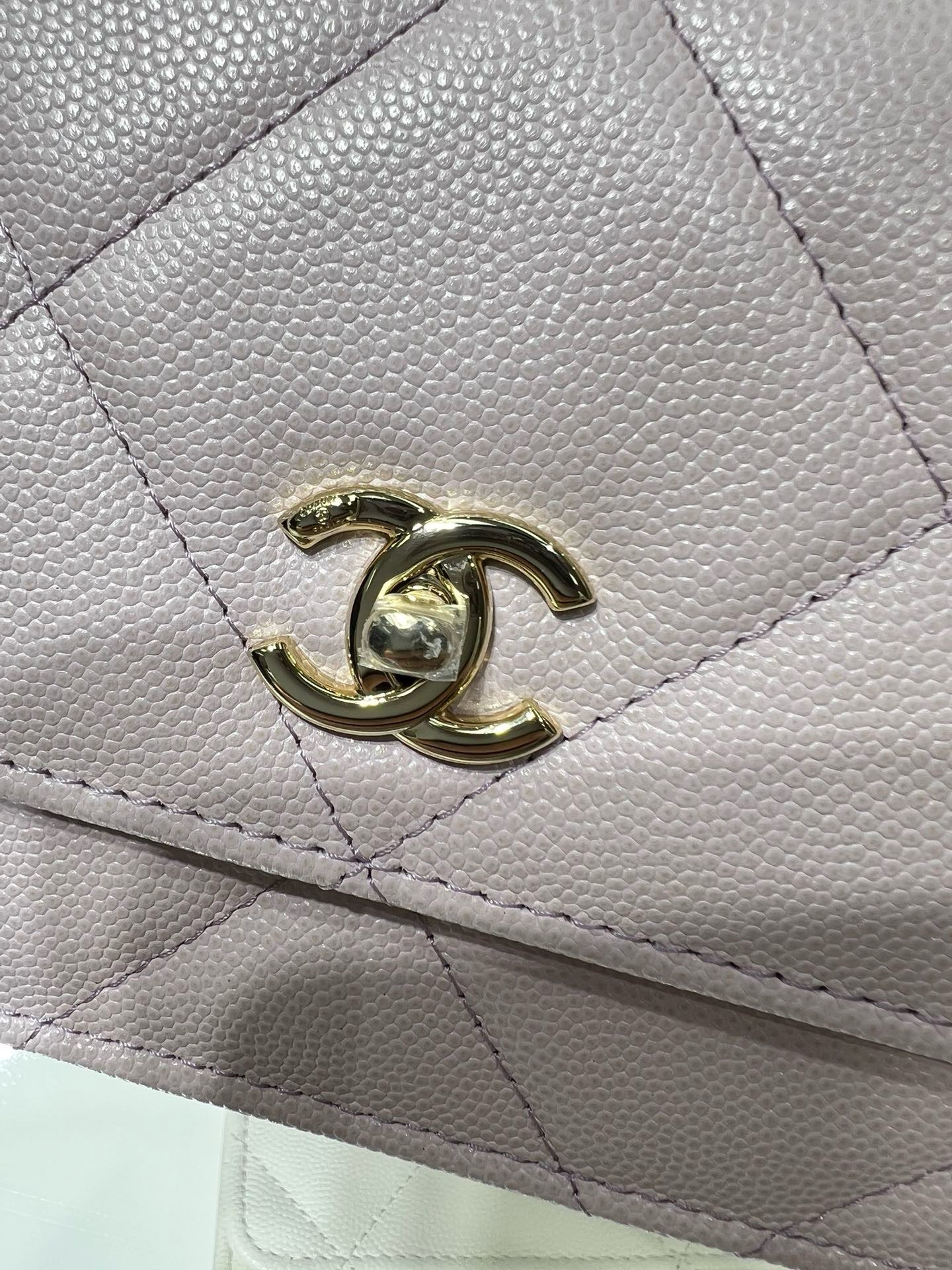 Chanel FLAP BAG WITH TOP HANDLE WALLET ON CHAIN 11x18.5x6cm