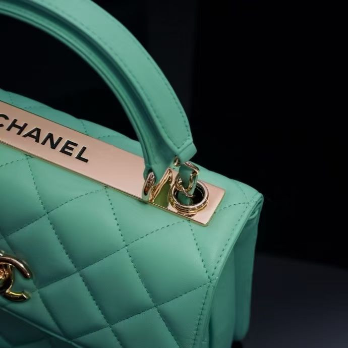 CHANEL FLAP BAG WITH TOP HANDLE 17x25x12cm