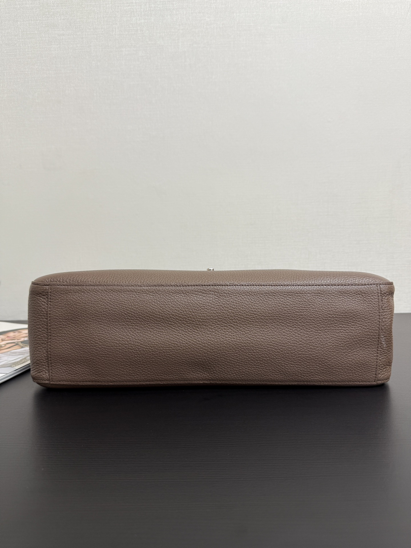 Chanel Maxi Flap Bag AS6233 26x38.5x11cm
