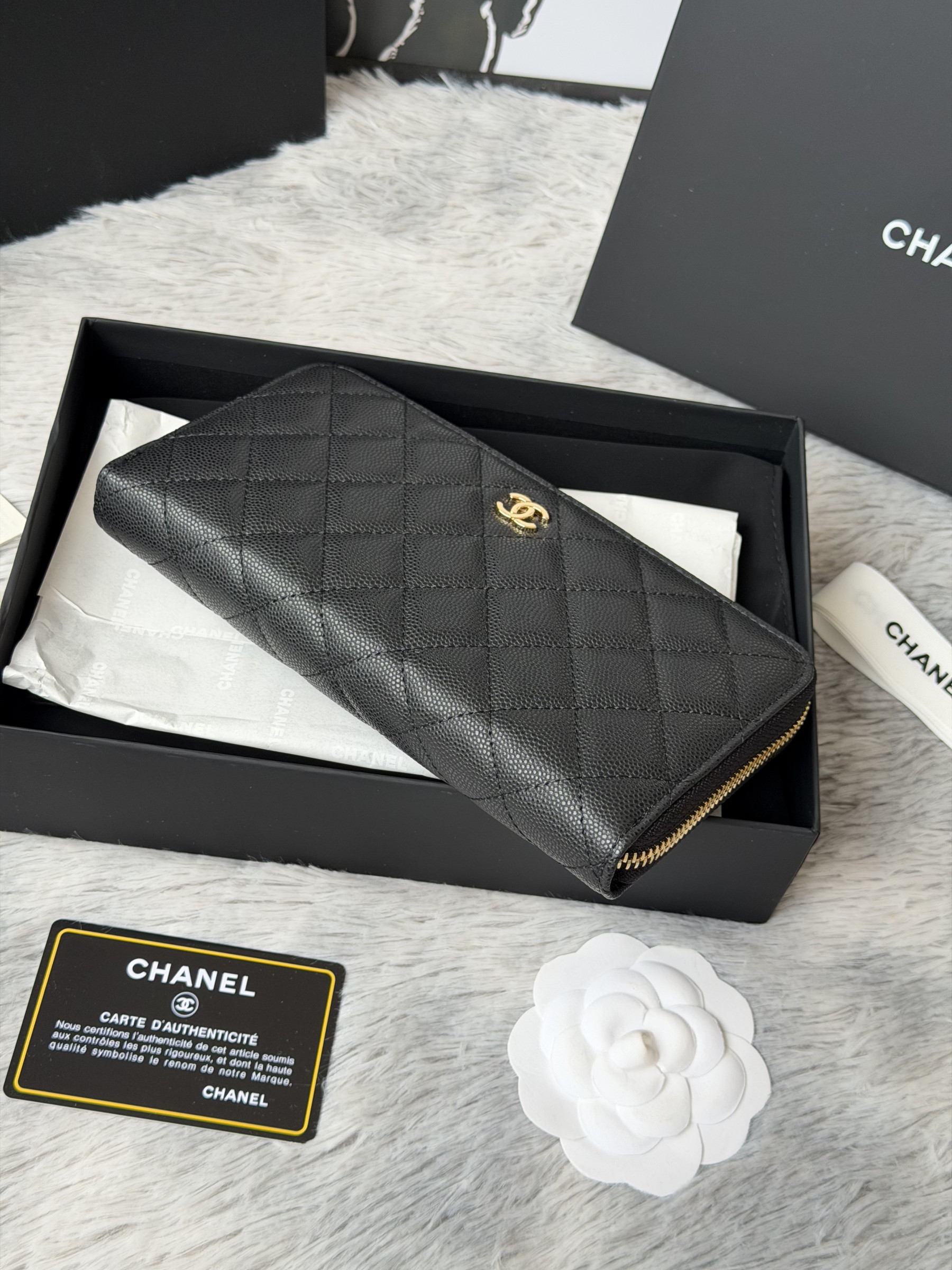 Chanel Zip Around Wallet 80758 10x19x3cm
