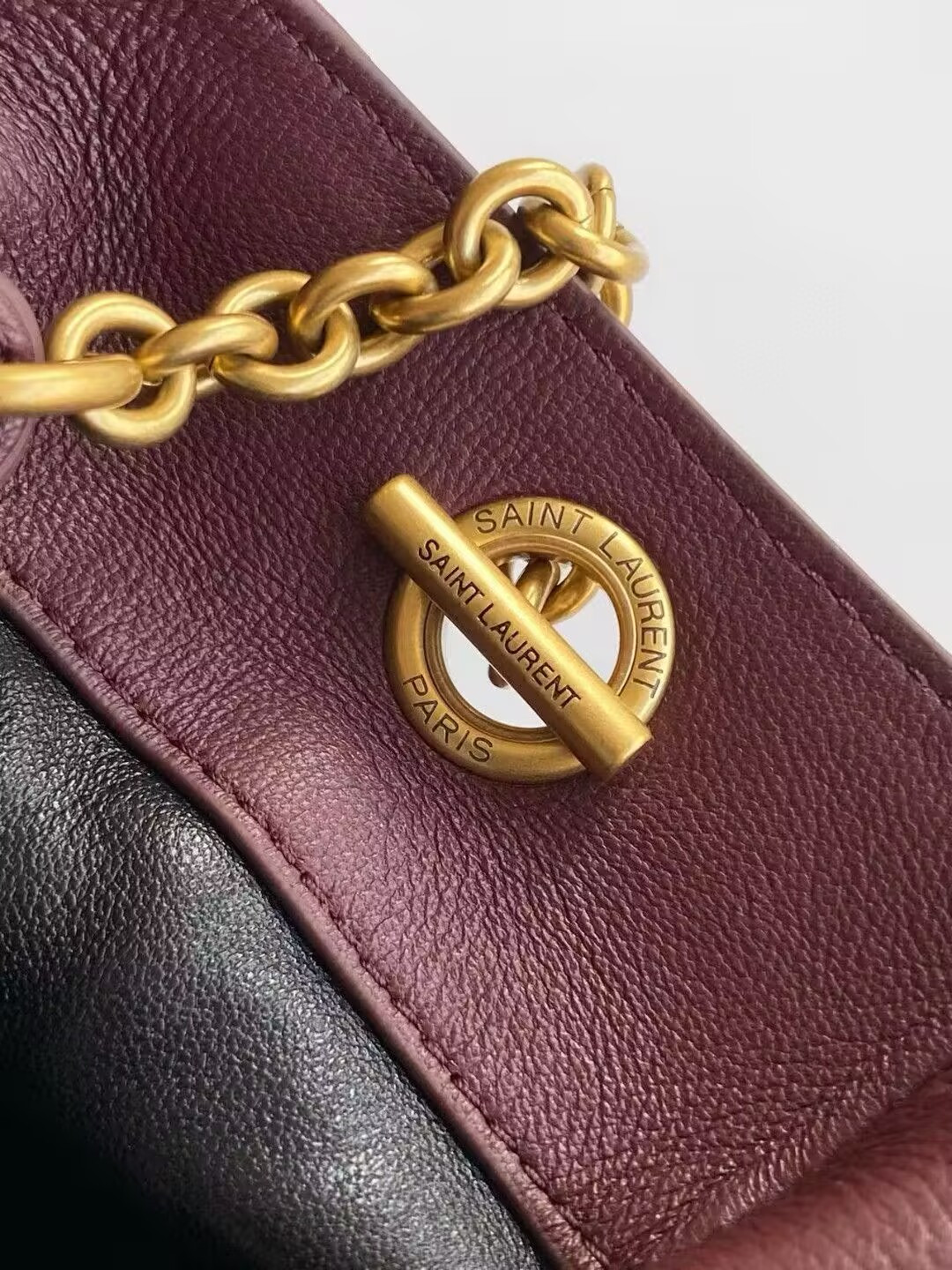 YSL Jamie 4.3 Pochon Quilted Leather Shoulder Bag 26x18x11cm