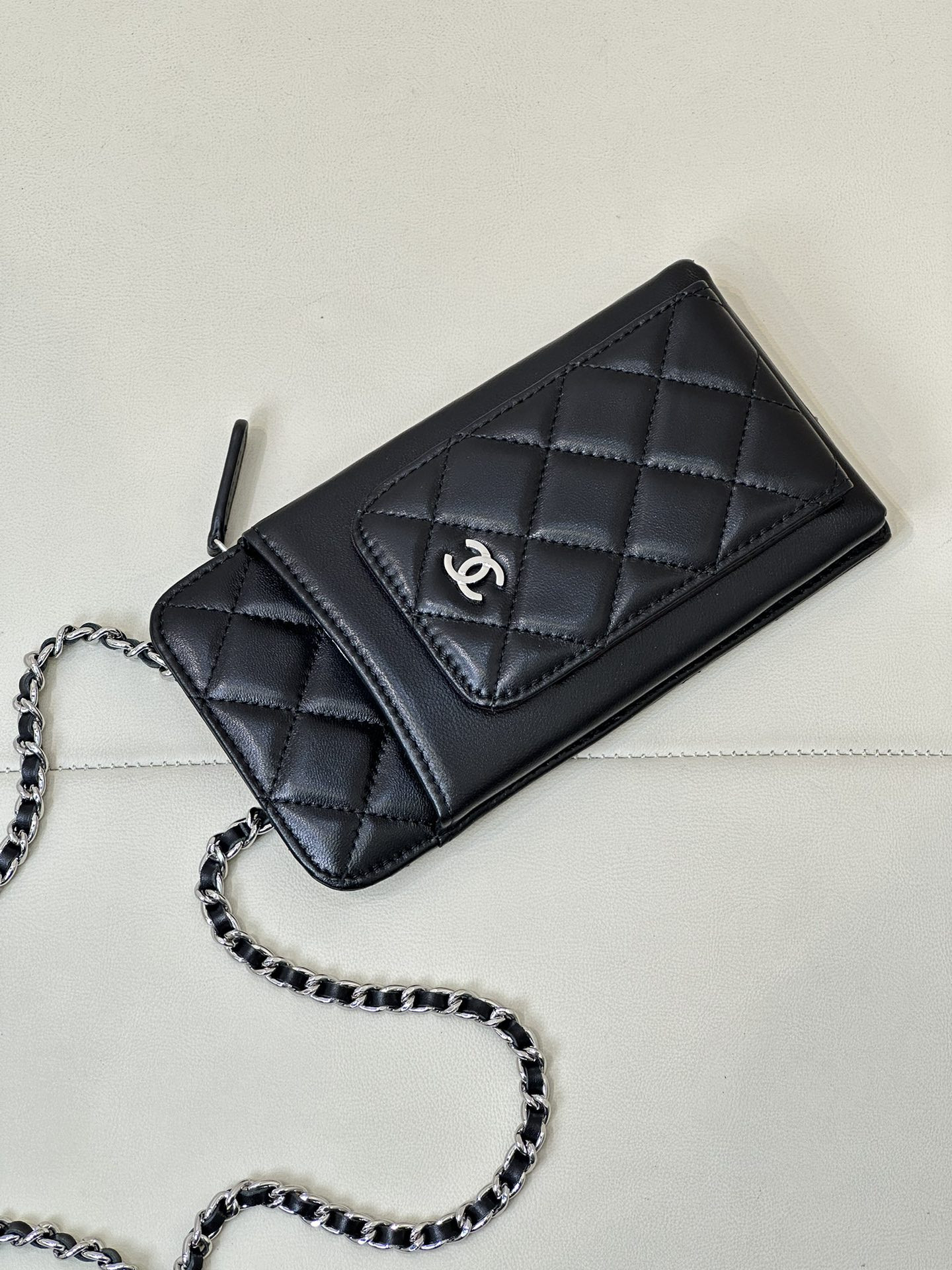 Chanel Phone Bag 18x9x3cm