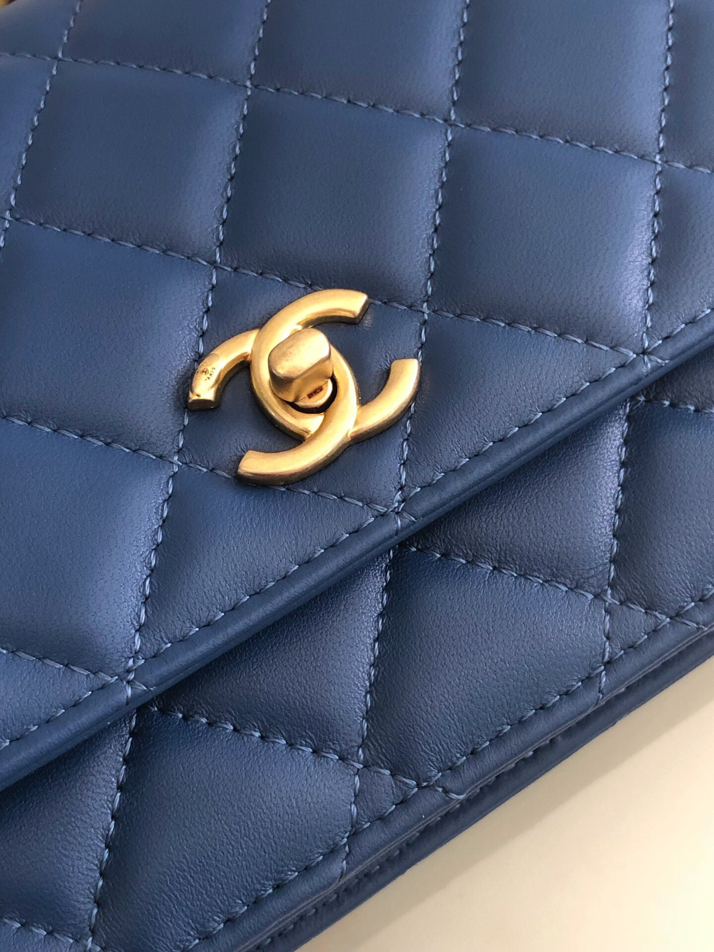 Chanel WOC Wallet On Chain 19cm