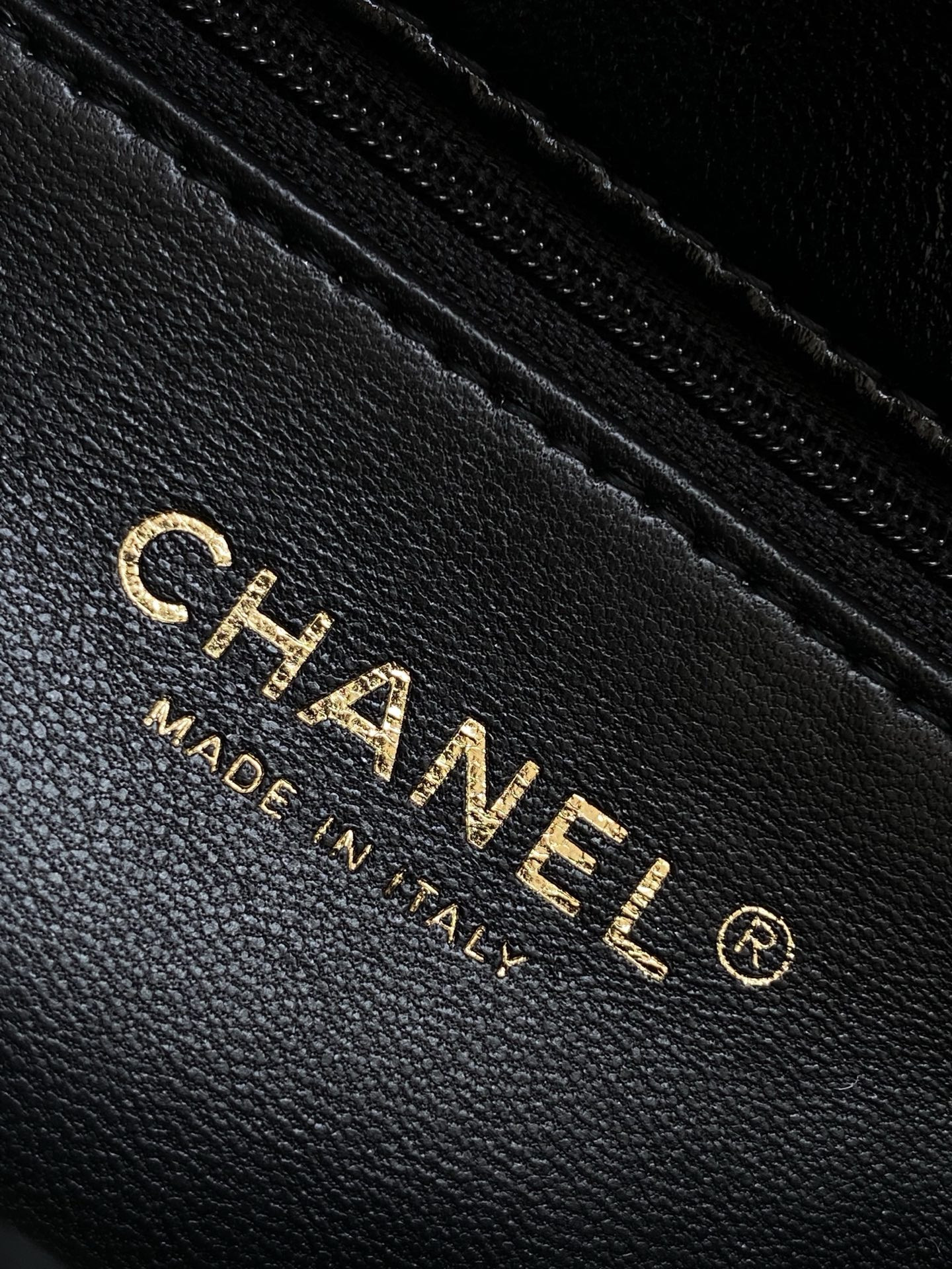 Chanel Flap Handbag 13x21x8cm