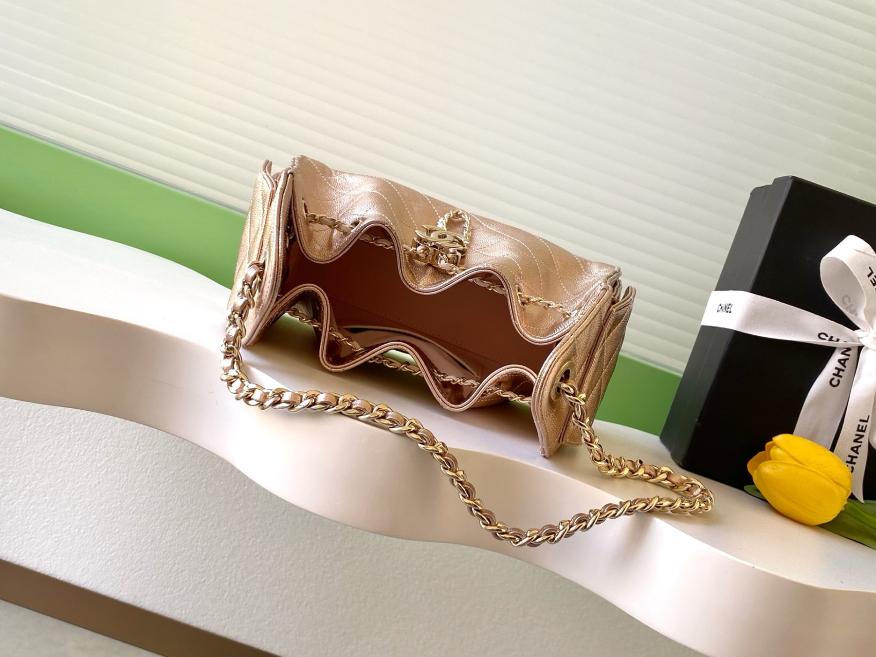 CHANEL 25C Bucket Bag 20x22x12.5cm