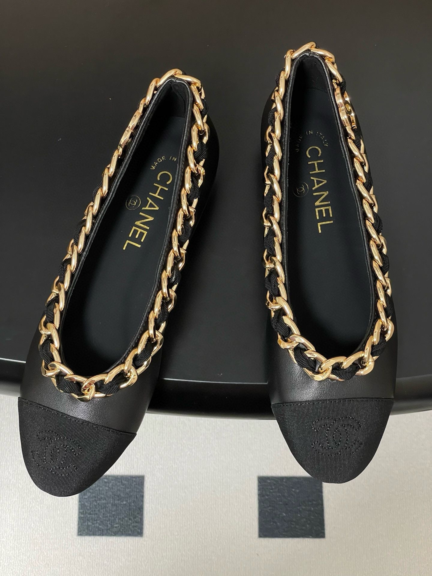 UA Ch**el Ballet Flats