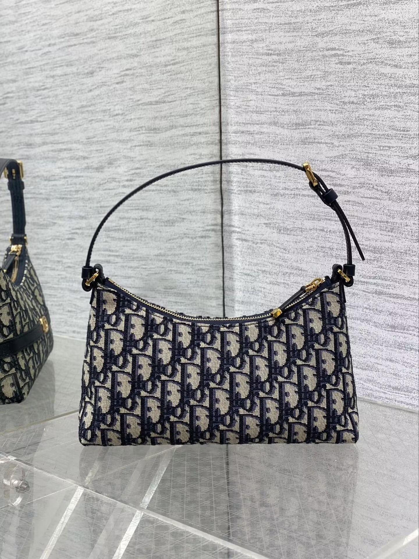 D10r 30 Montaigne Cigale Mini Bag 24x14x6.5cm