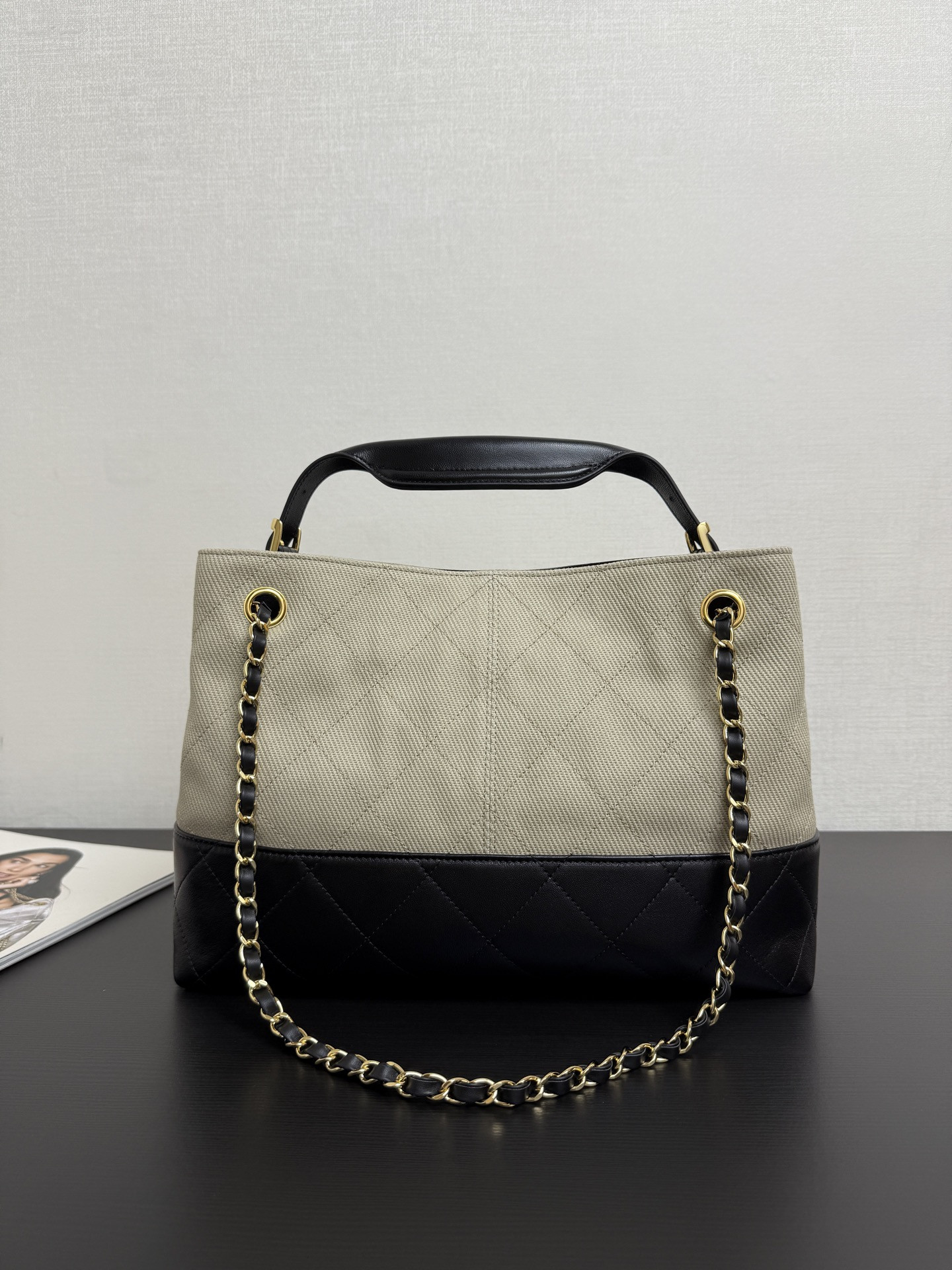 Chanel Hobo Bag 35x24x12cm