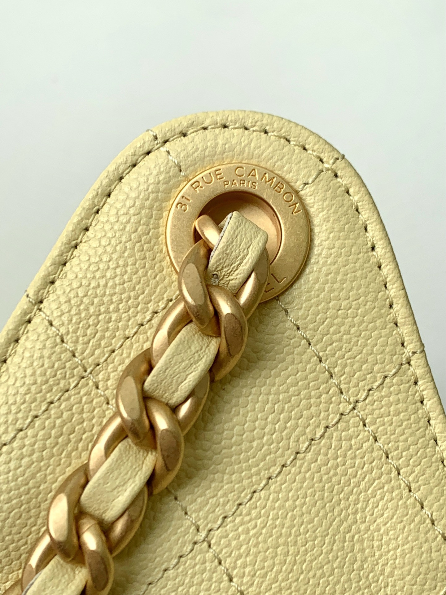 CHANEL 25C Bucket Bag 26x30x14cm