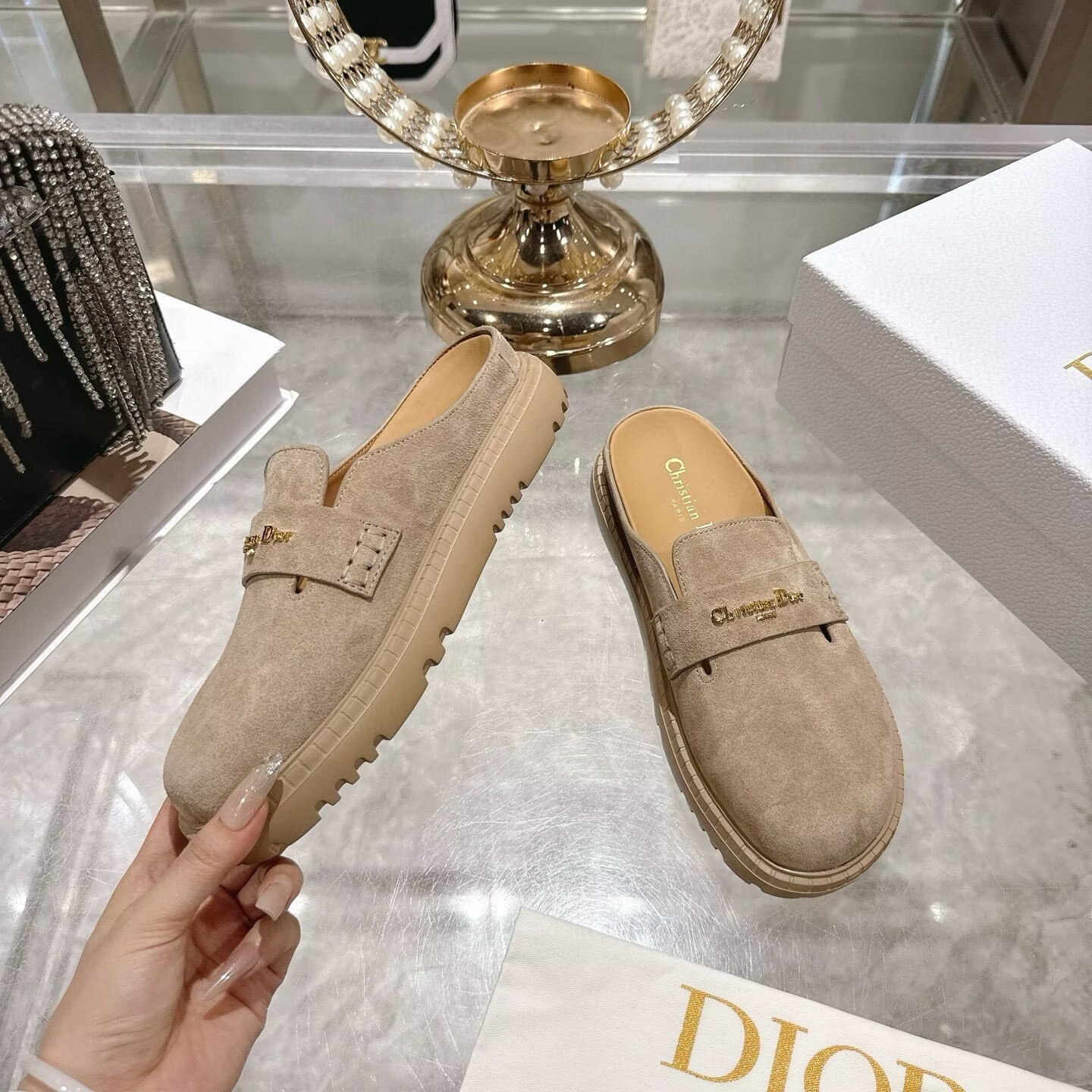 UA D10r Mule