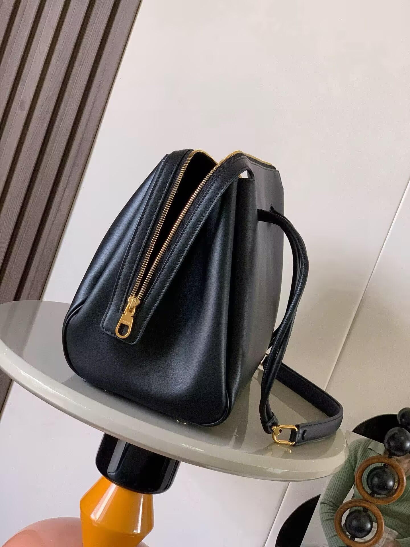 l0ew* large madrid bag in S*pple calfskin 33x24x12.5cm