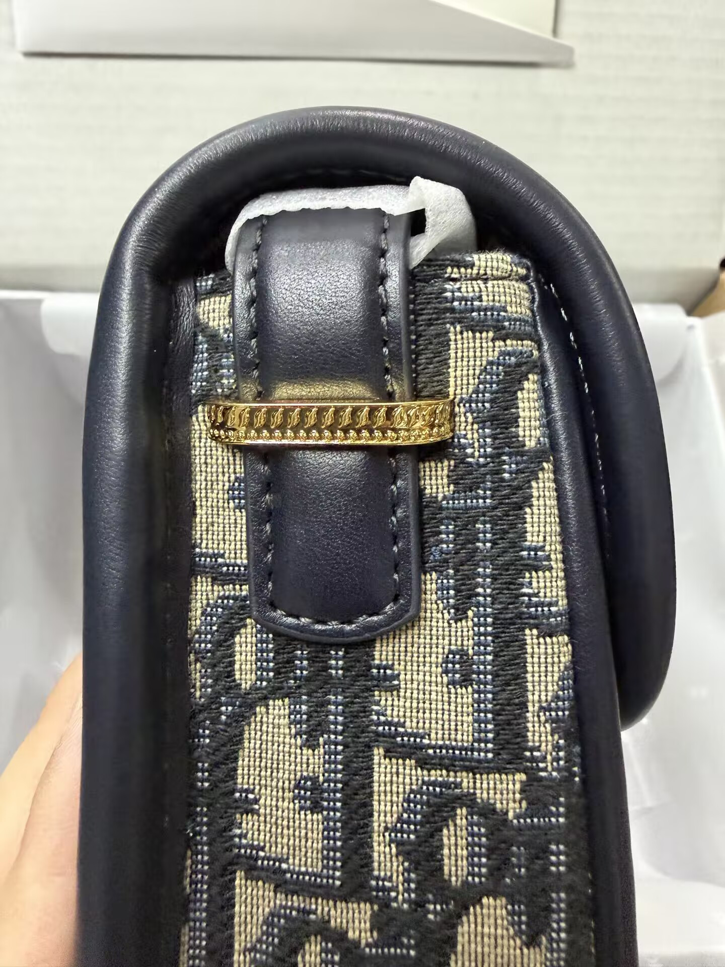Dior Médaillon Flap Bag 22x13x9.5cm