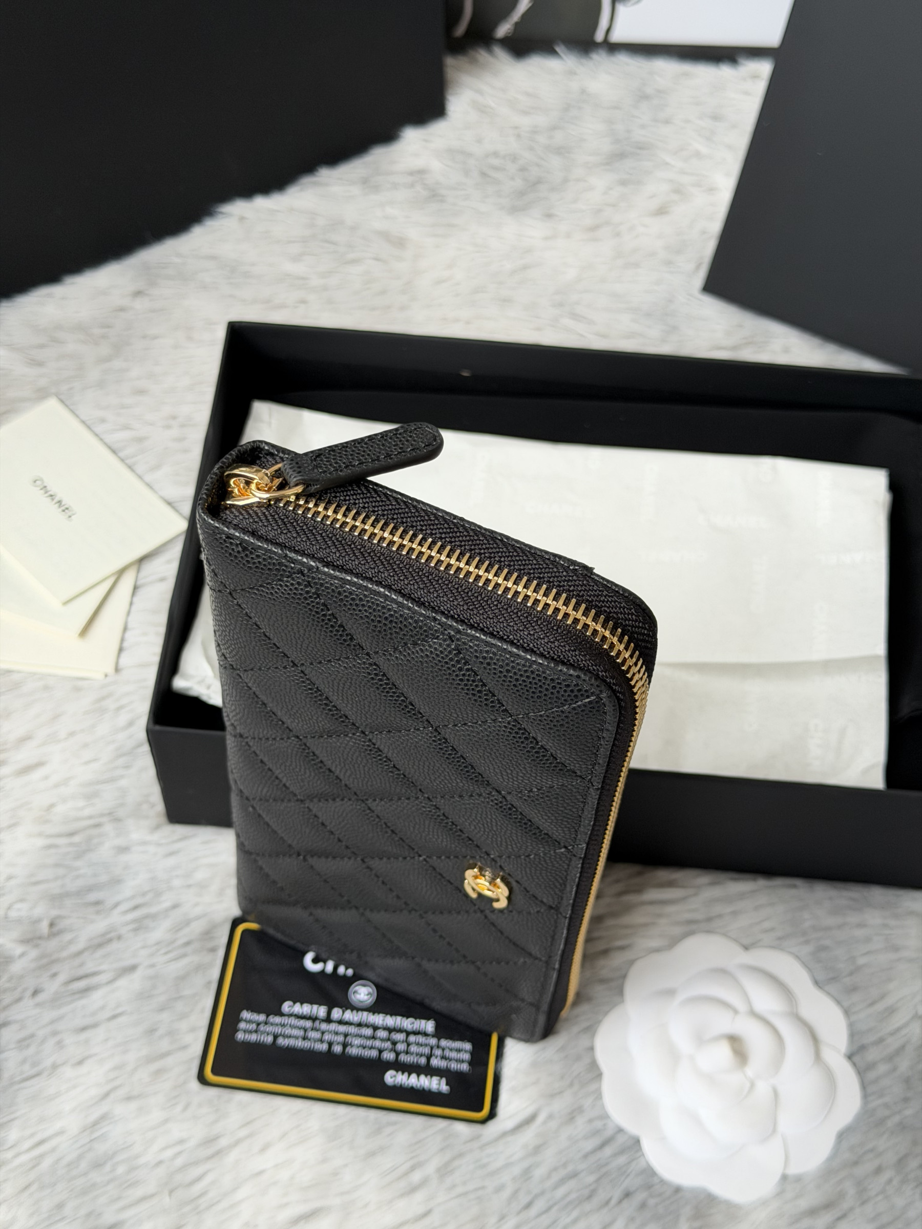 Chanel Zip Around Wallet 80758 10x19x3cm