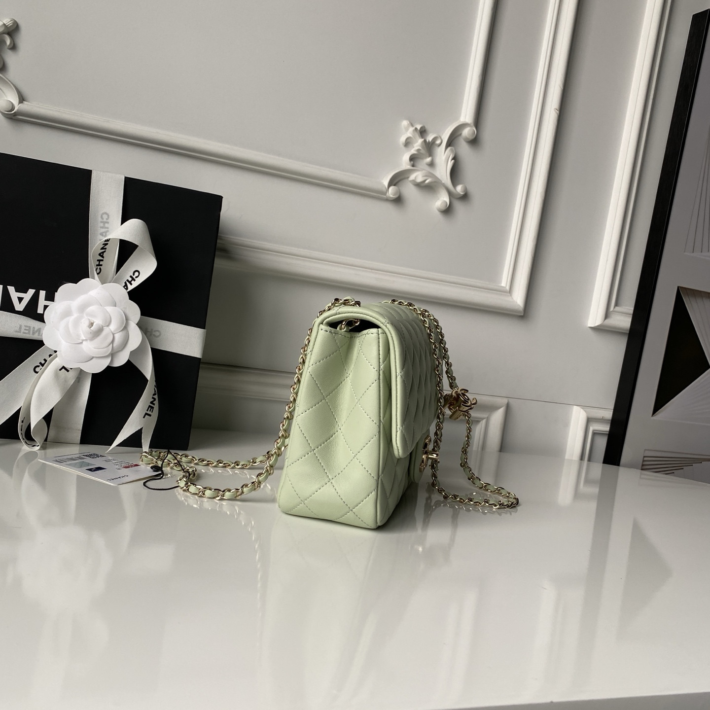 Chanel Classic Flap Handbag CF AS5756 14.5x23.5x7cm