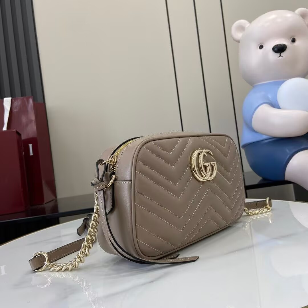 Gvc*1 GG Marmont small shoulder bag 24x12x7cm