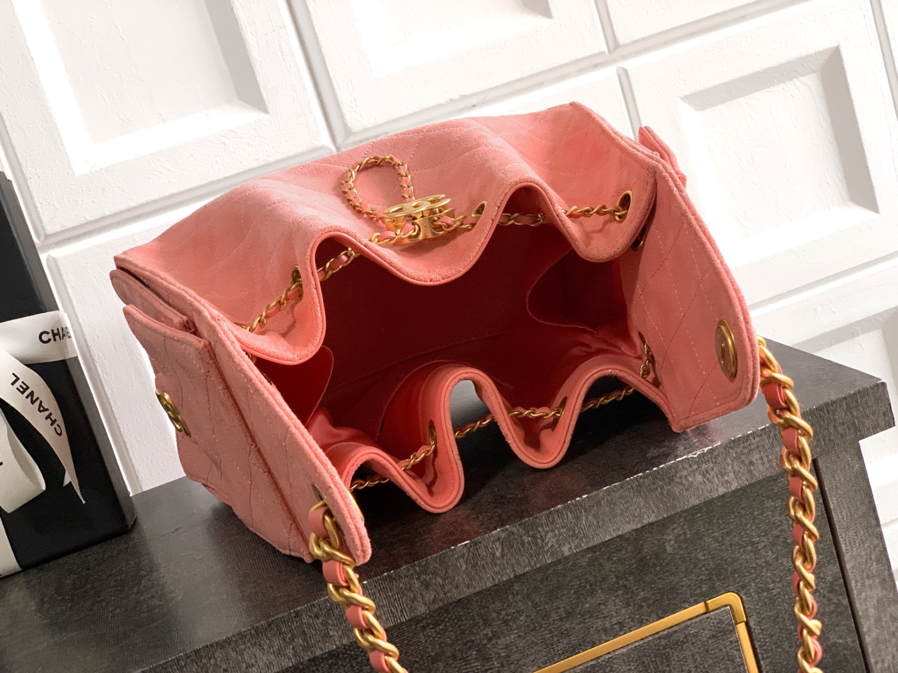 CHANEL 25C Bucket BAG 30x26x14cm