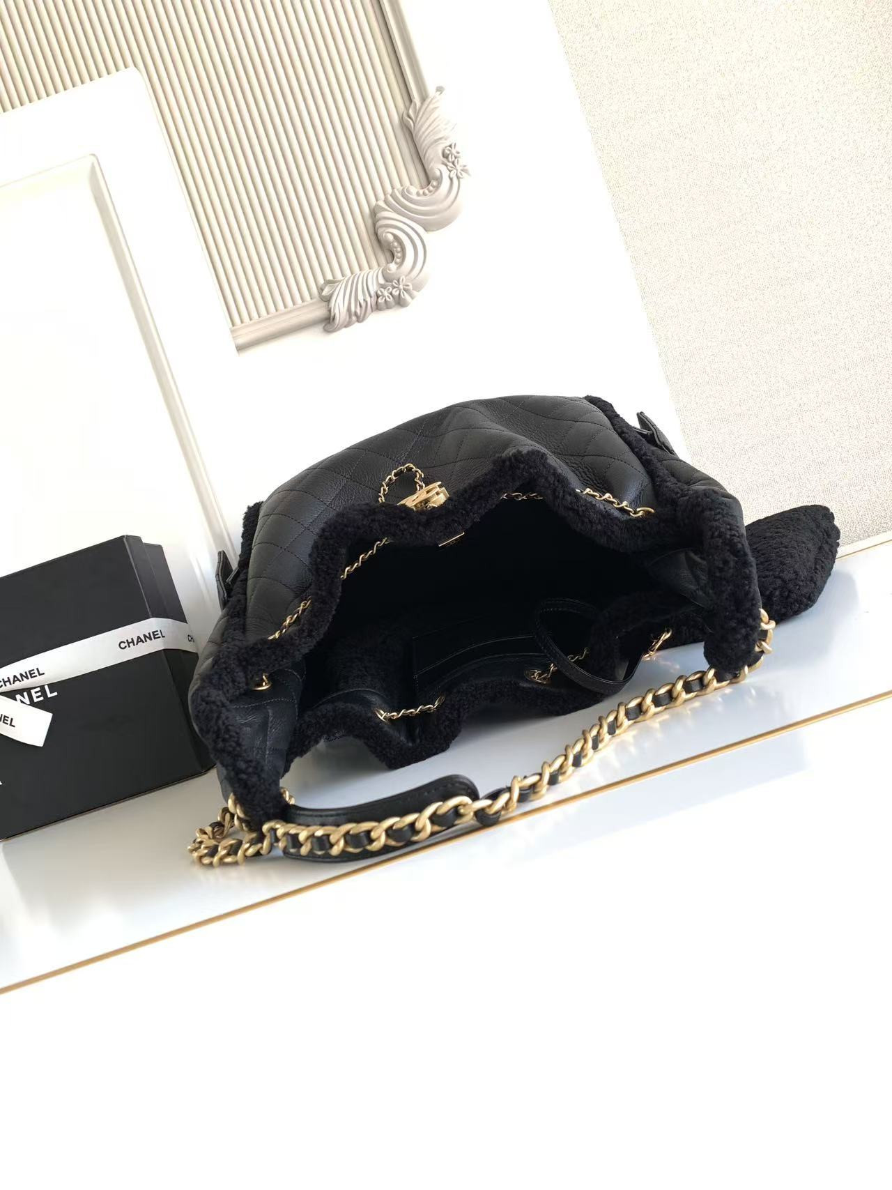 CHANEL 25C Bucket BAG 40x30x15cm