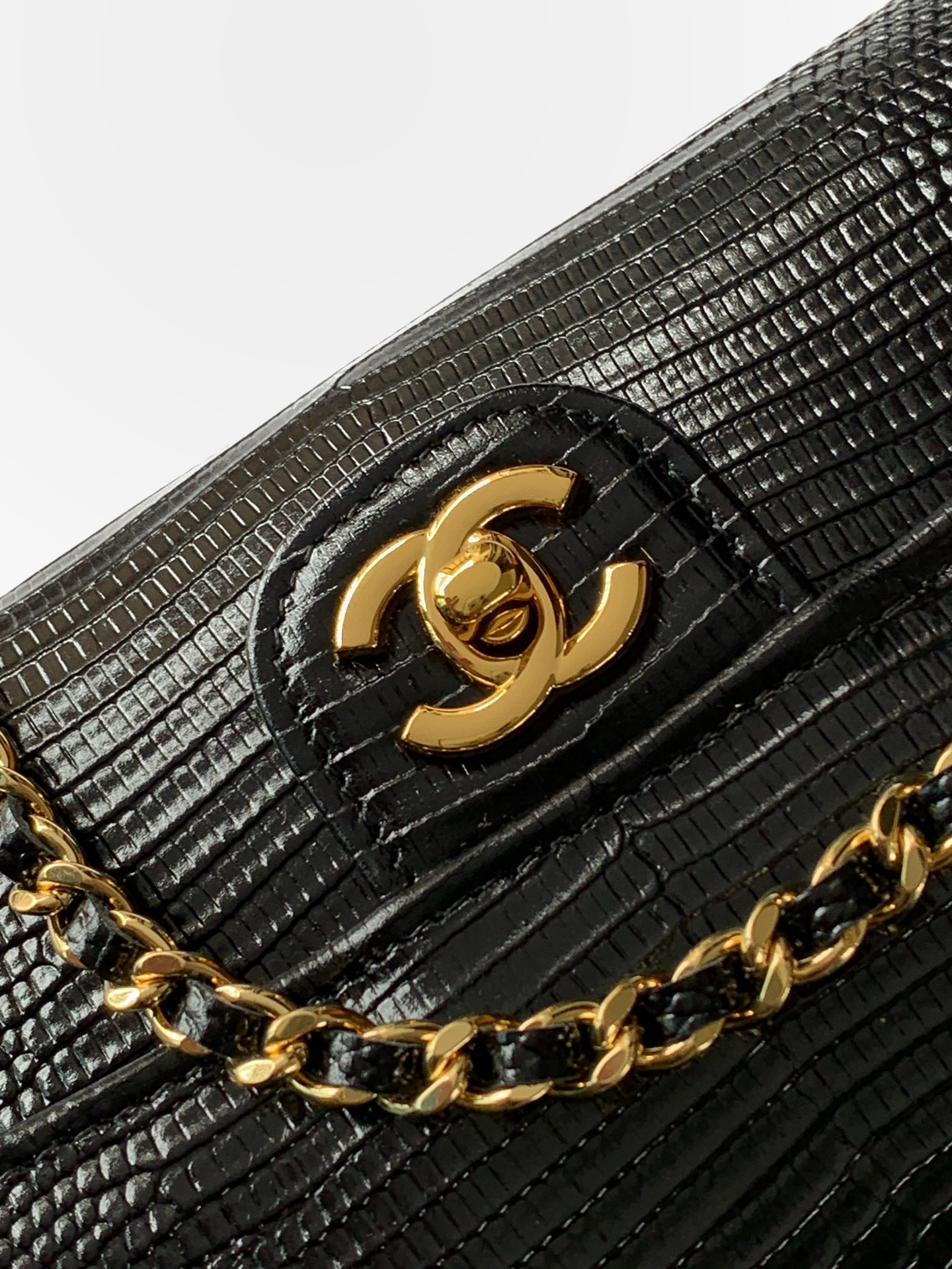 Chanel Clutch with chain AP5280 9.5x25x5cm