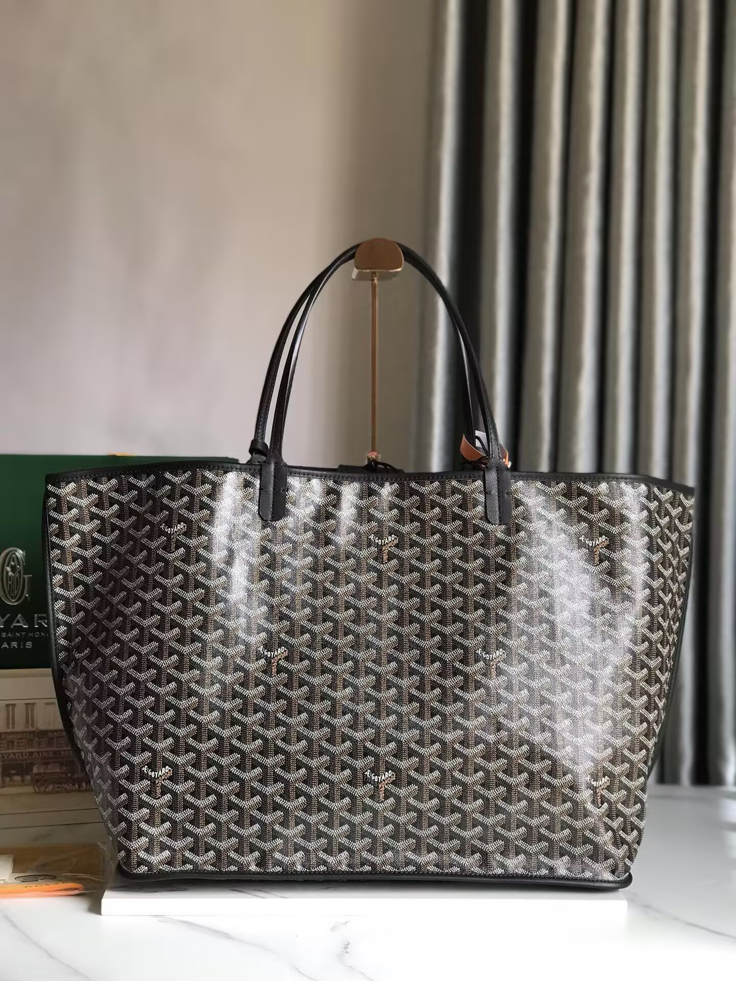 Goyard Anjou GM Bag 39x32x19cm