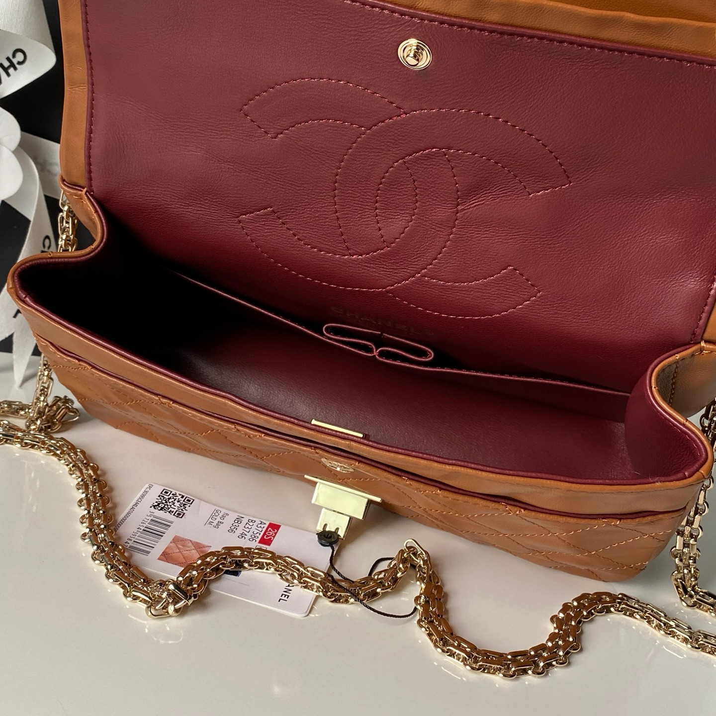 Chanel 2.55 Handbag A37586 16x24x7.5cm