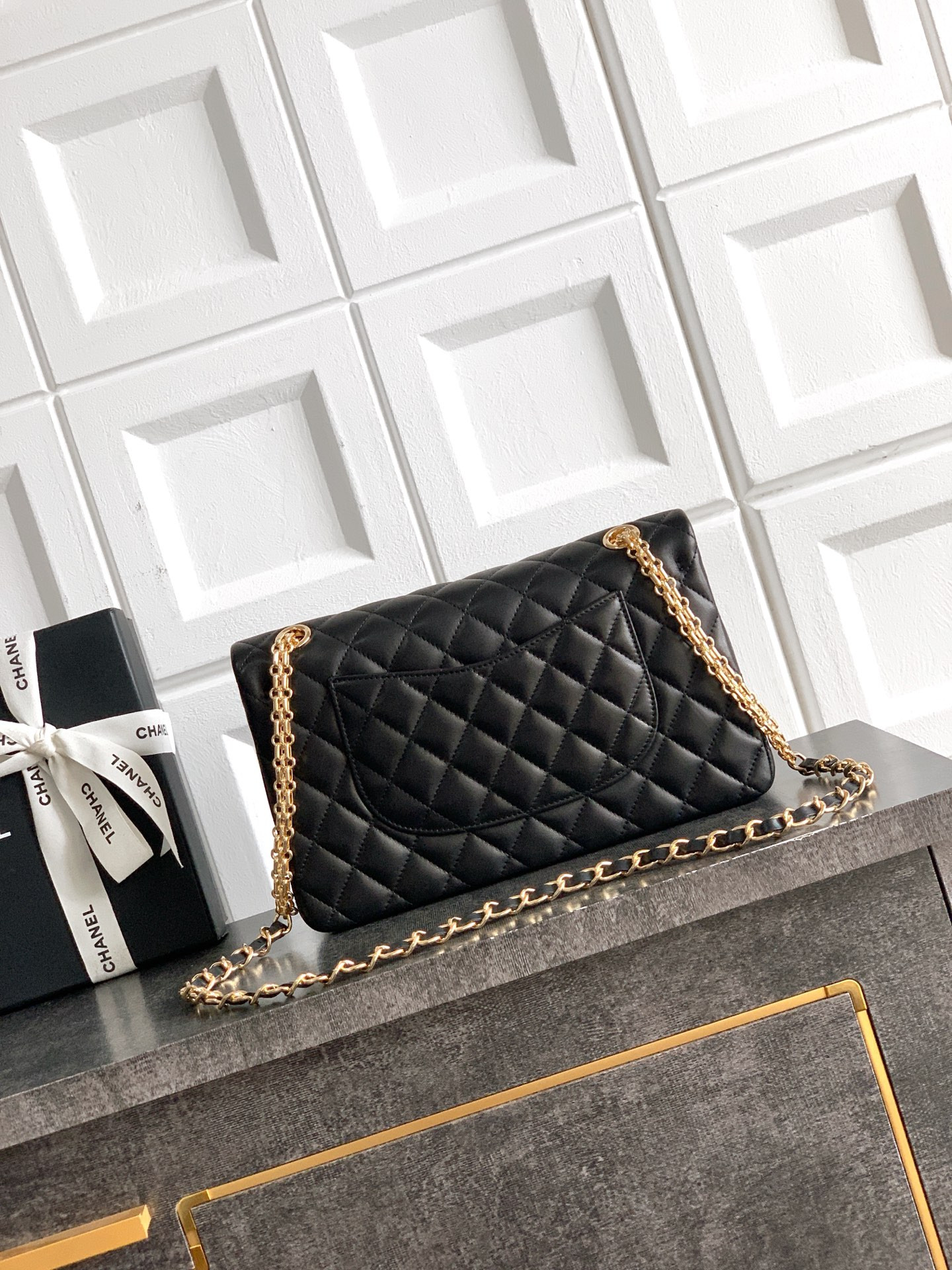 Chanel Flap Handbag 25.5x15.5x6.5cm