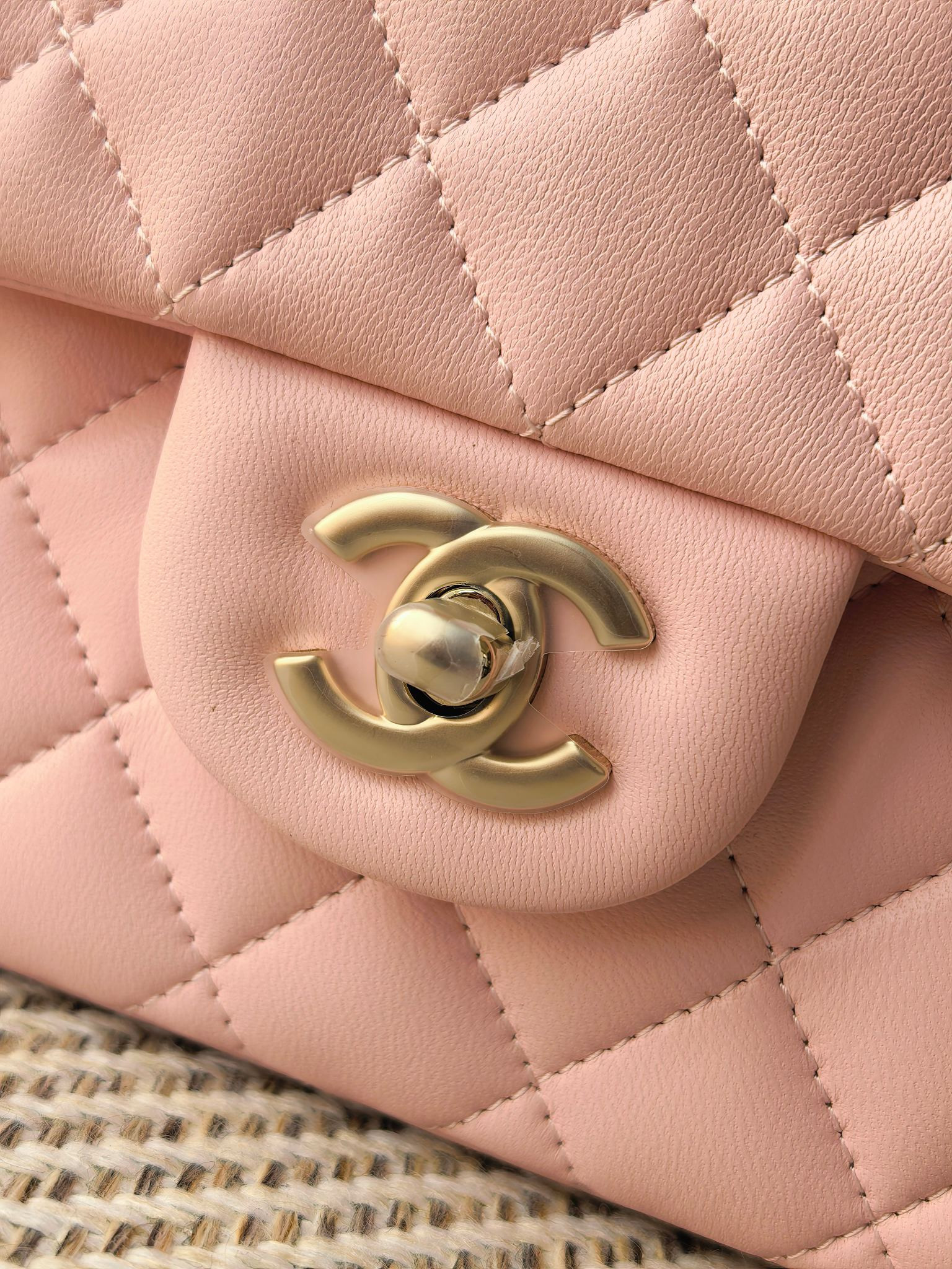 Chanel Small Classic Bag 23x6.5x14cm