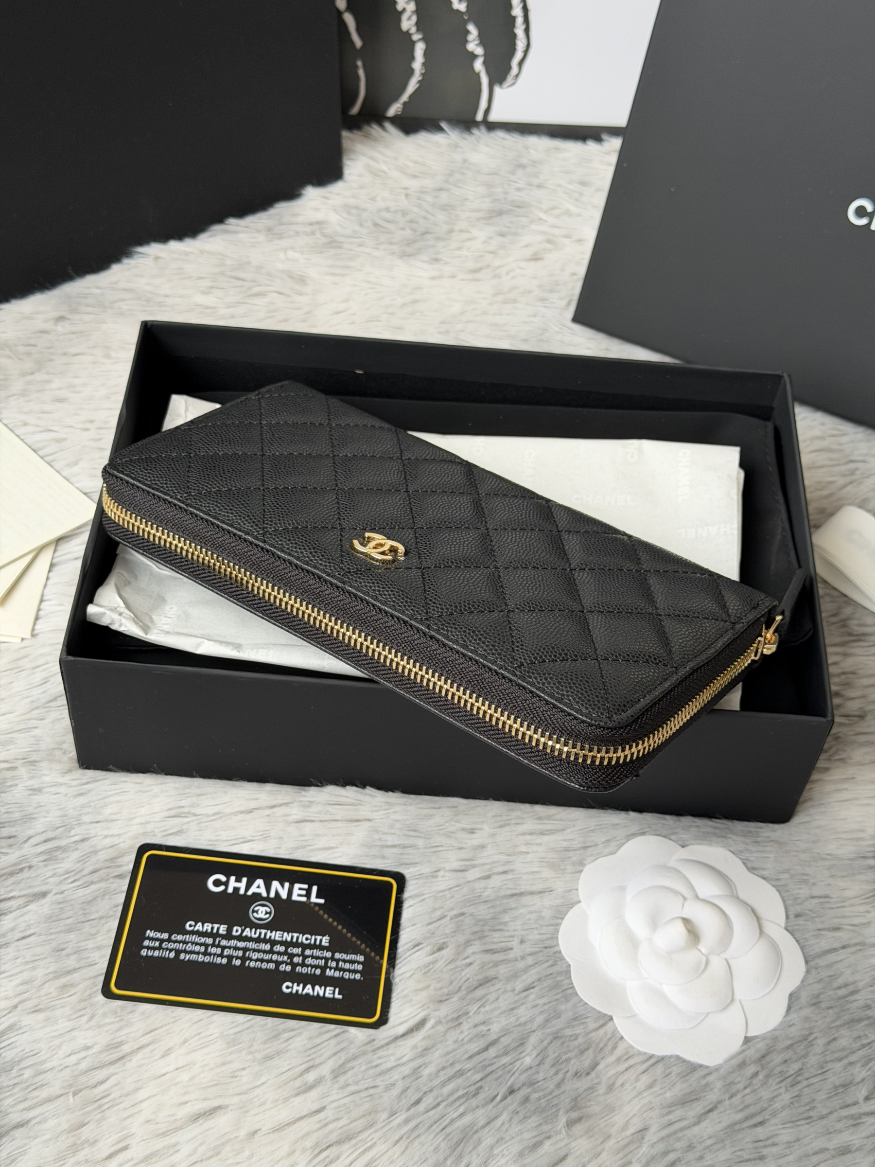Chanel Zip Around Wallet 80758 10x19x3cm