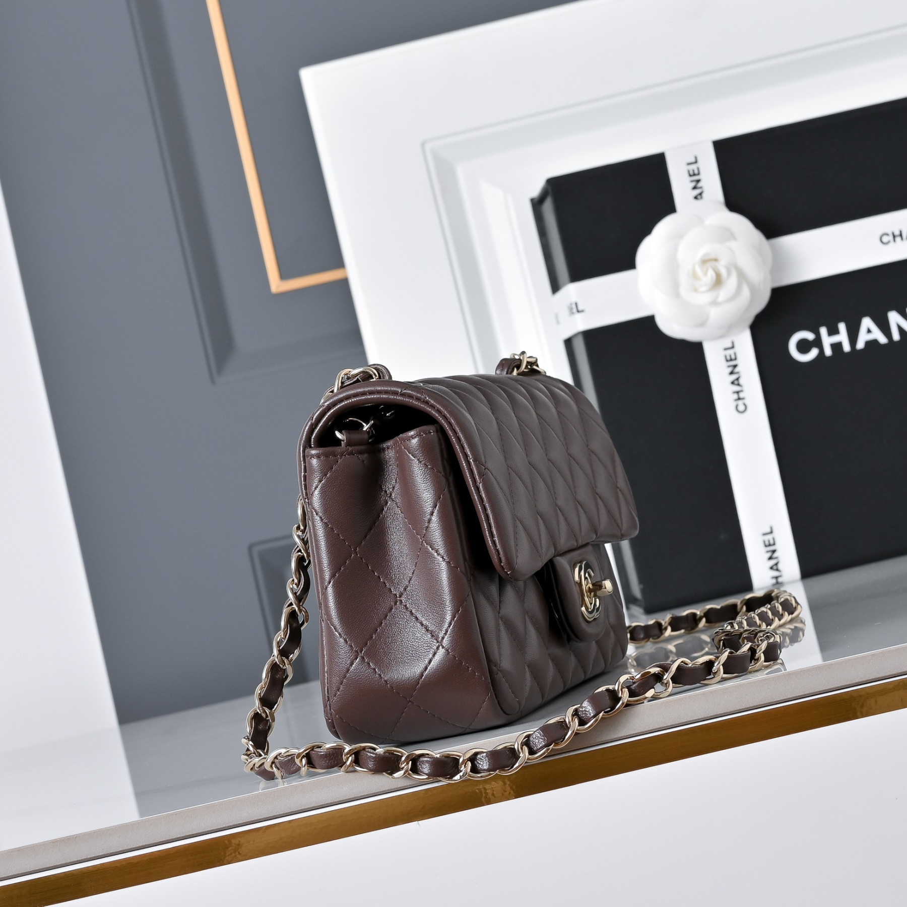 Chanel Mini Flap Bag 20x12x6.5cm