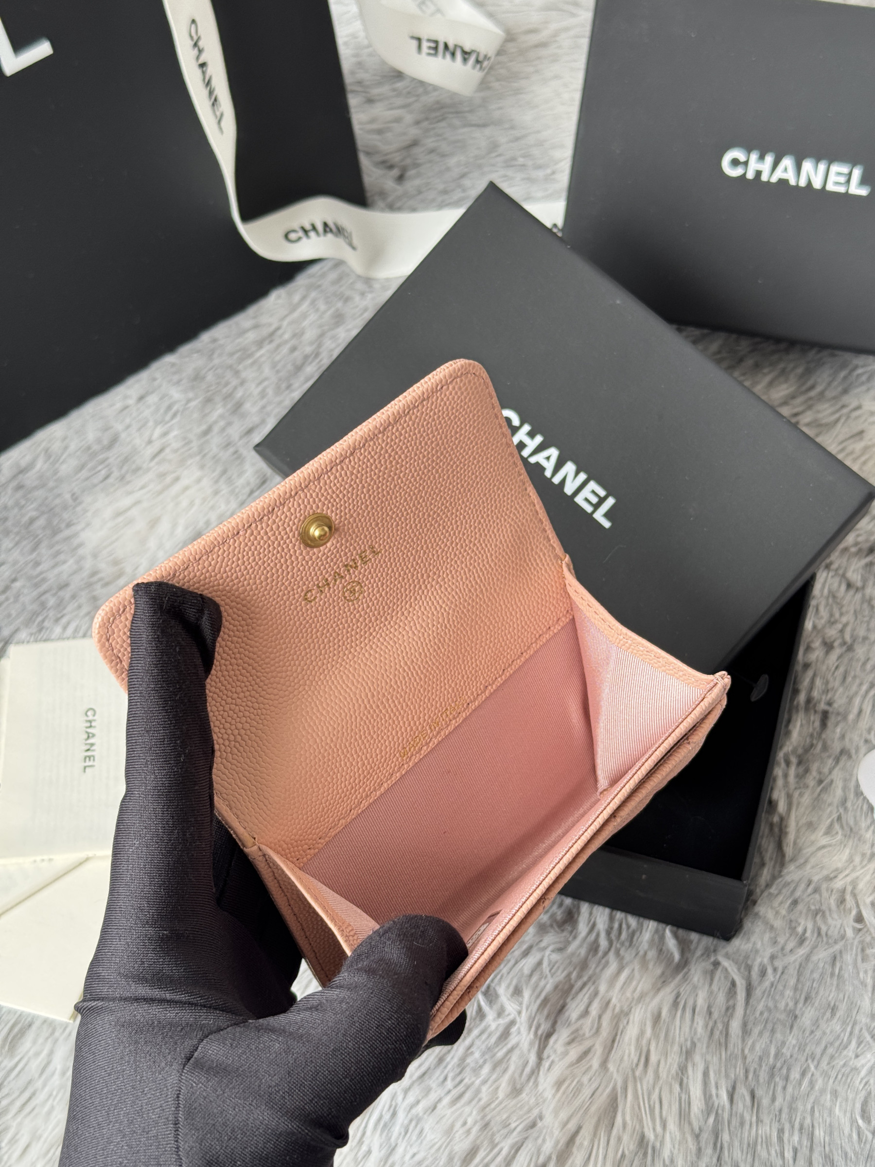 Chanel BOY CHANEL Flap Card Holder A80603 7.5x11.3x2.1cm