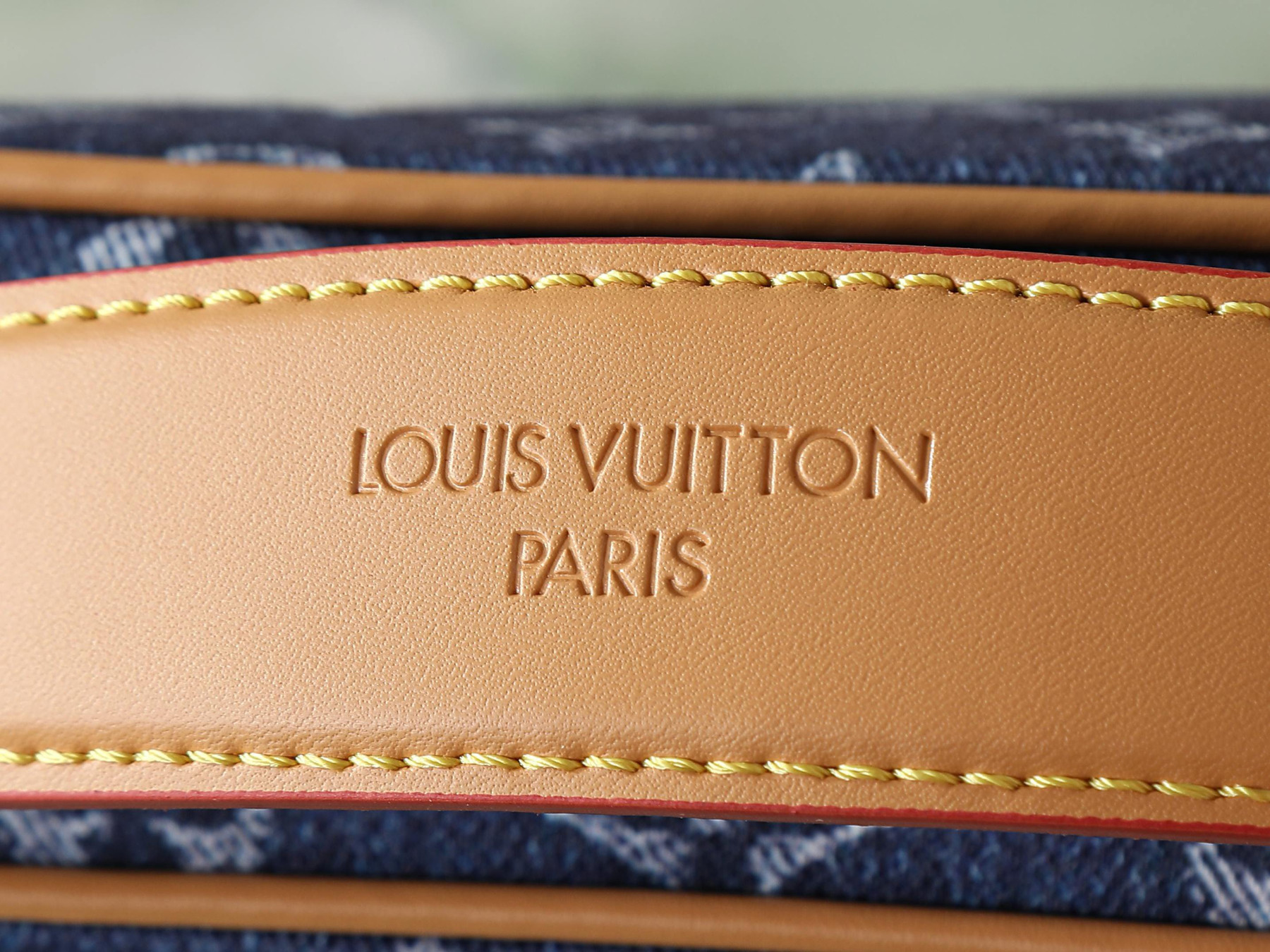 LV Nil M27553 28 x 17.5 x 11 cm