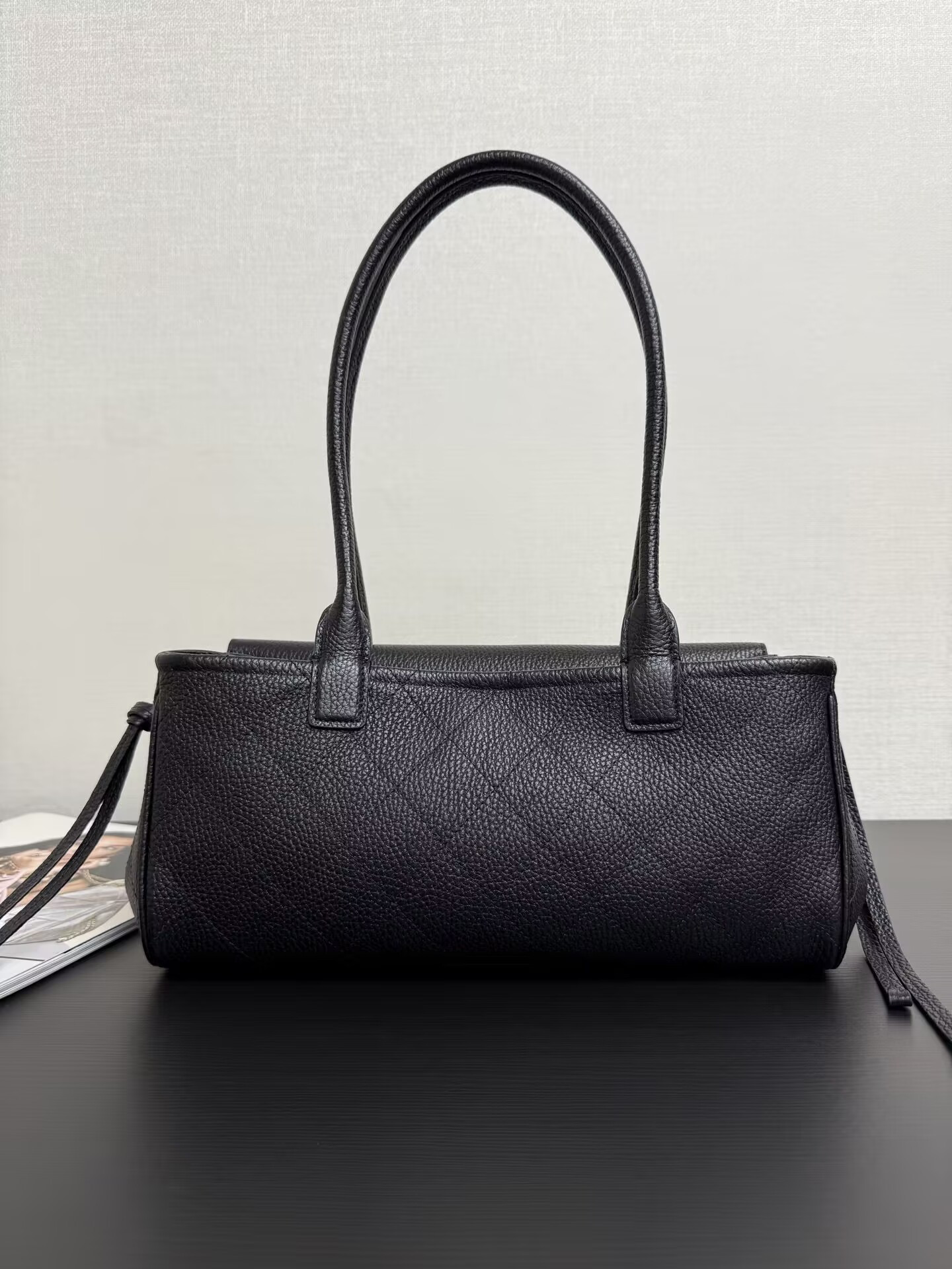 Chanel Small Tote AS6288 15x31x12cm