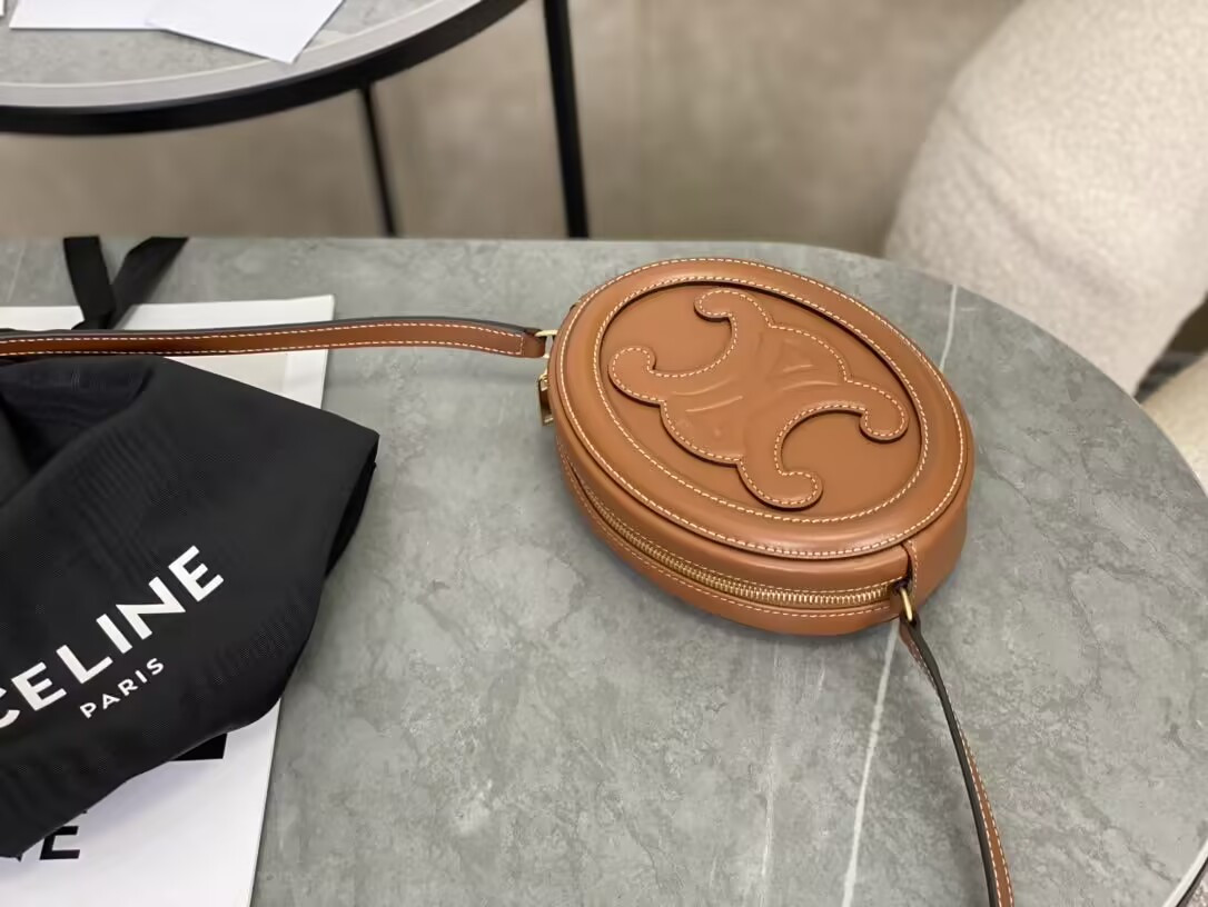 Celine Small Calfskin Cuir Triomphe Oval Crossbody 20x15x6cm