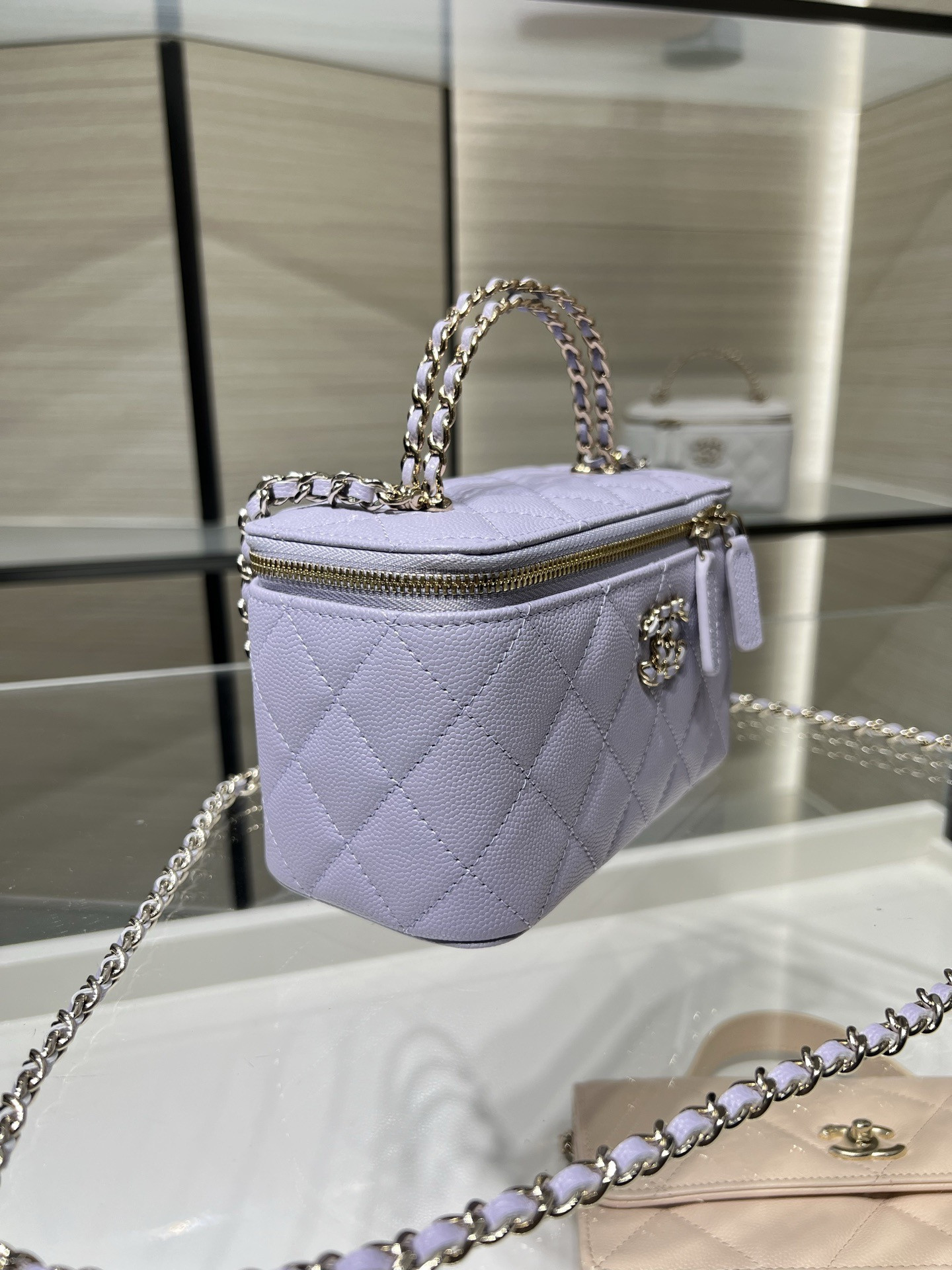 CHANEL Vanity With Chain AP5182 9.5x17x8cm