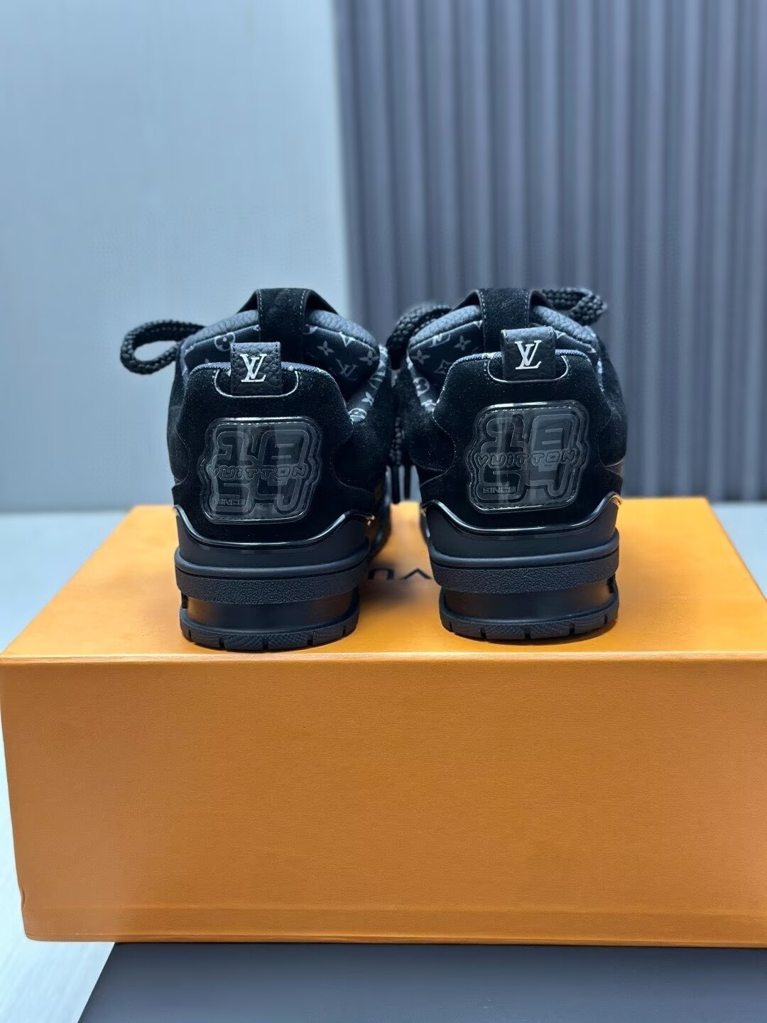 UA LV Skate Sneaker