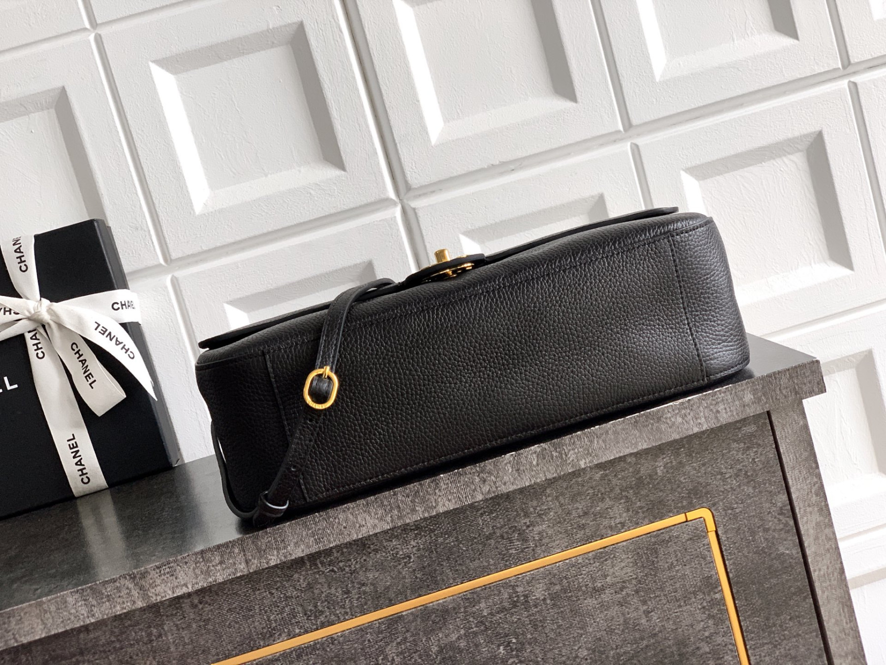 Chanel Maxi Flapbag AS6231 19.5x32x10cm