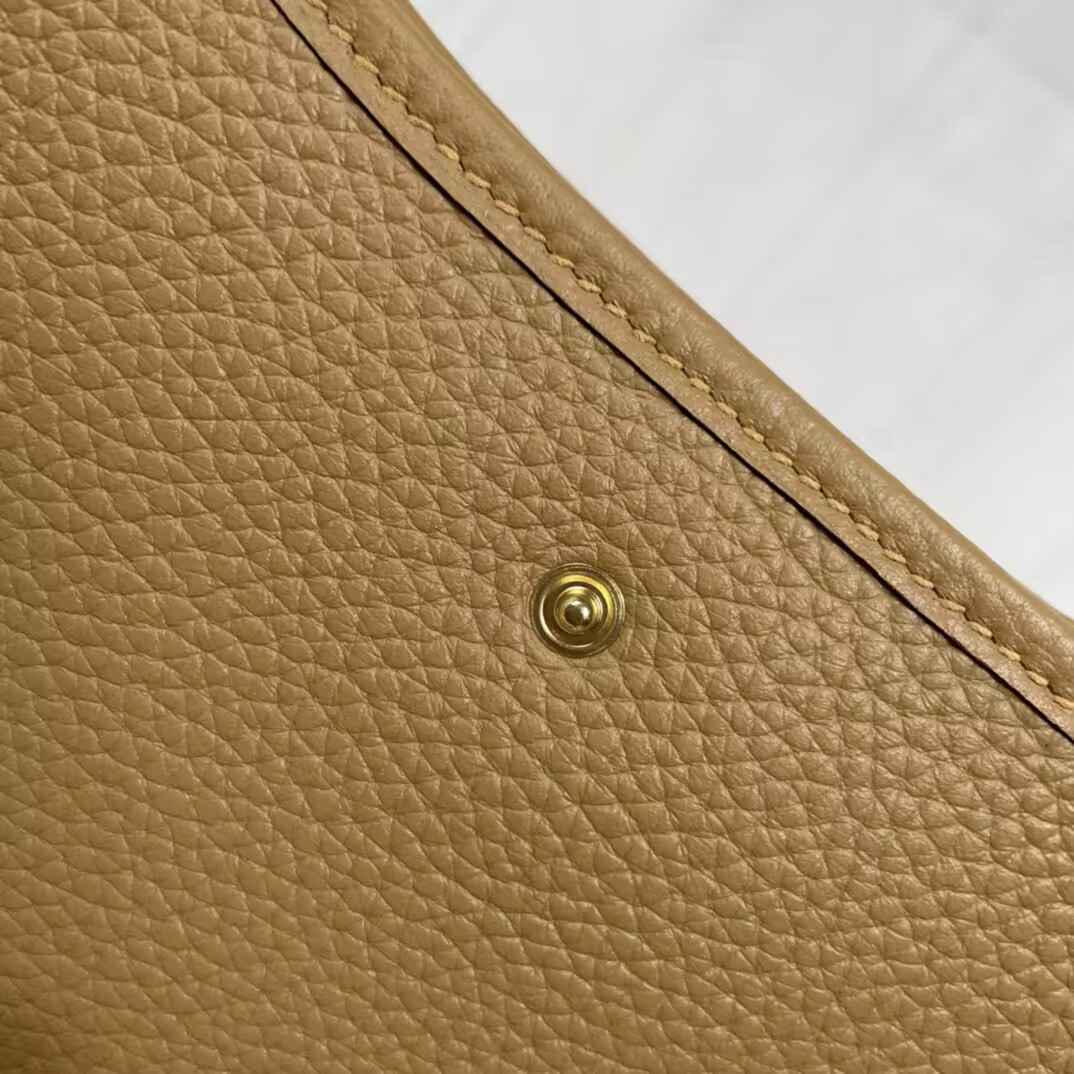 Hermès Evelyne Bag 16CM