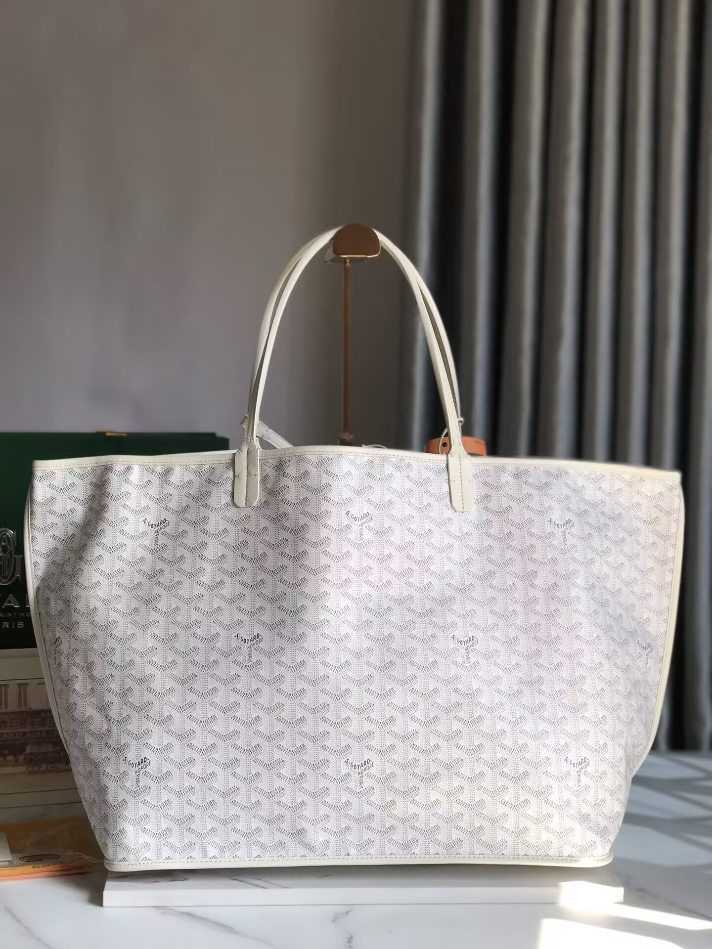 Goyard Anjou GM Bag 39x32x19cm