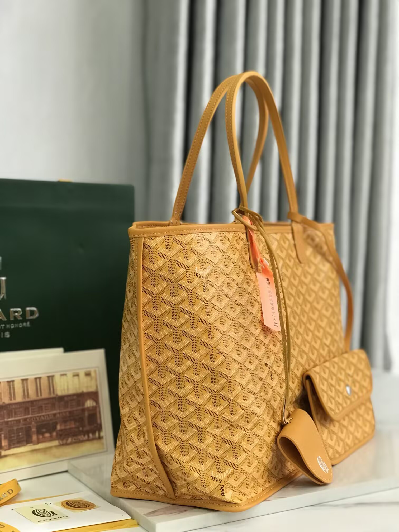 Goyard Anjou GM Bag 39x32x19cm