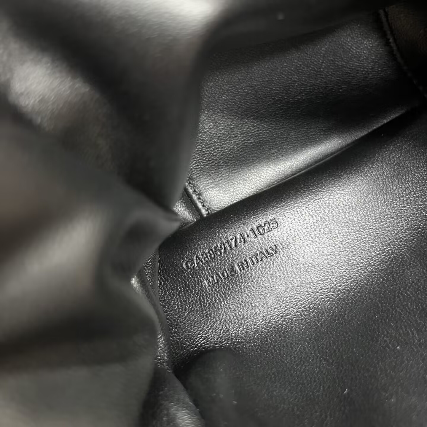 YSL JAMIE Mini Shoulder Pouch in Lambskin 14.5x15.5x8cm