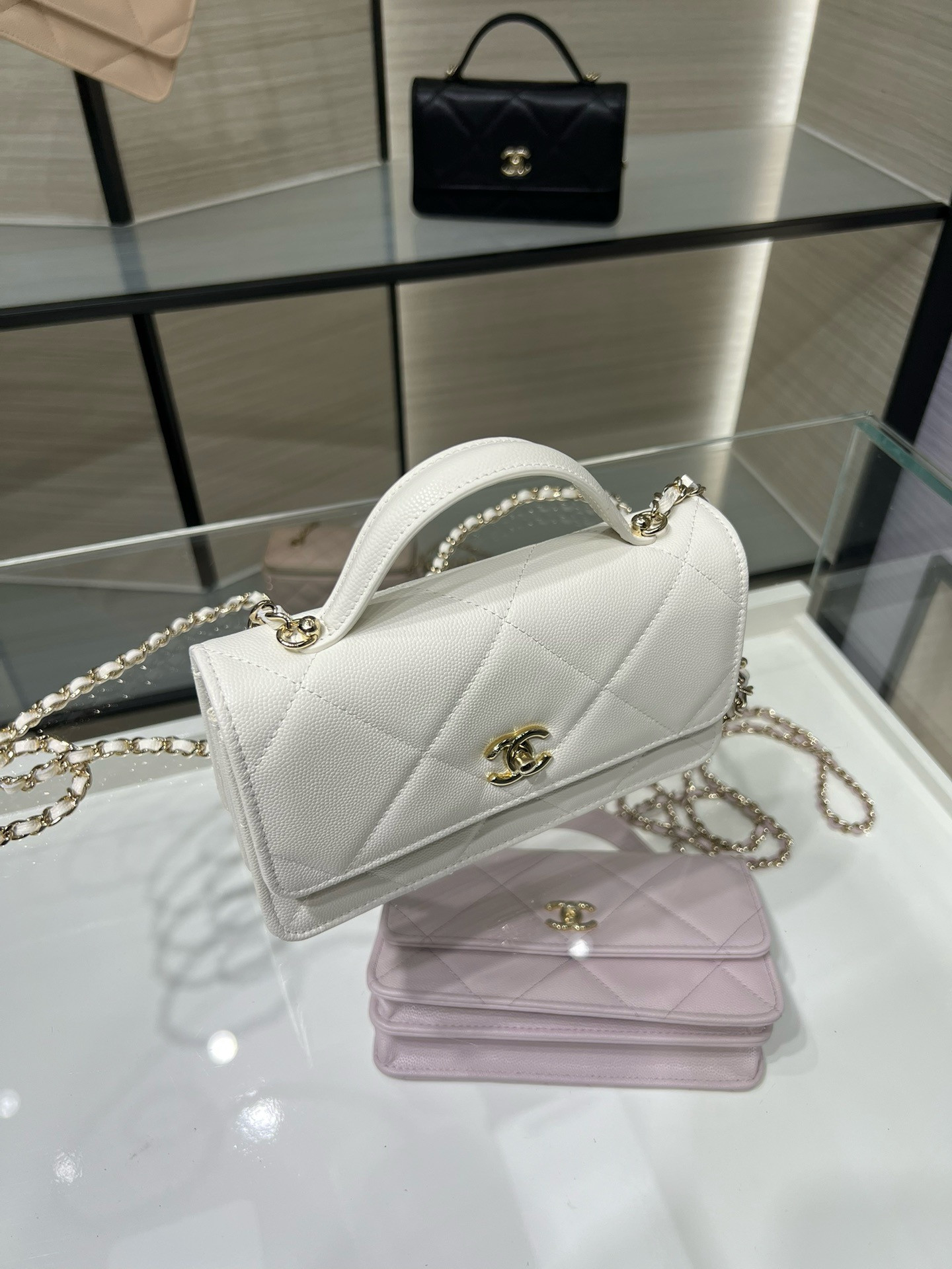 Chanel FLAP BAG WITH TOP HANDLE WALLET ON CHAIN 11x18.5x6cm