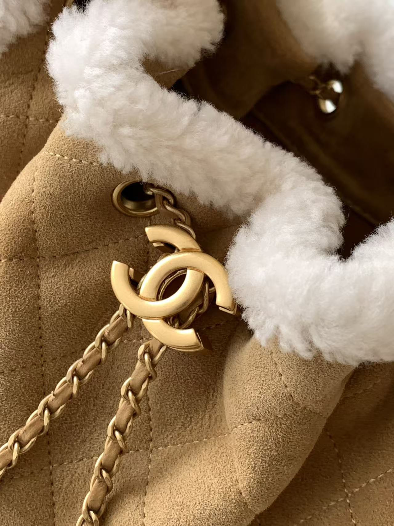 CHANEL 25C Bucket BAG 30x26x14cm