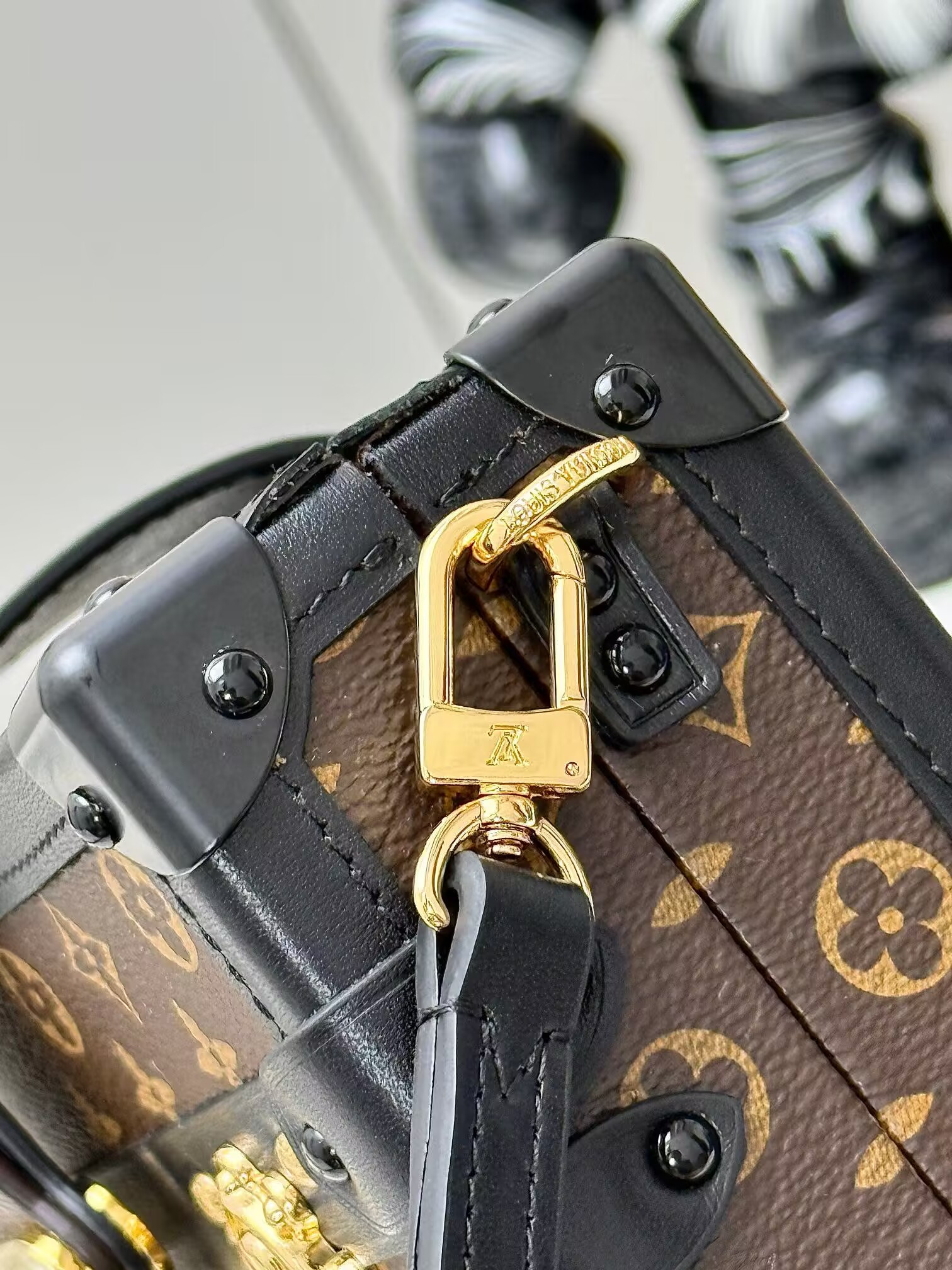 LV Petite Malle Bag M45943 20x12.5x6cm