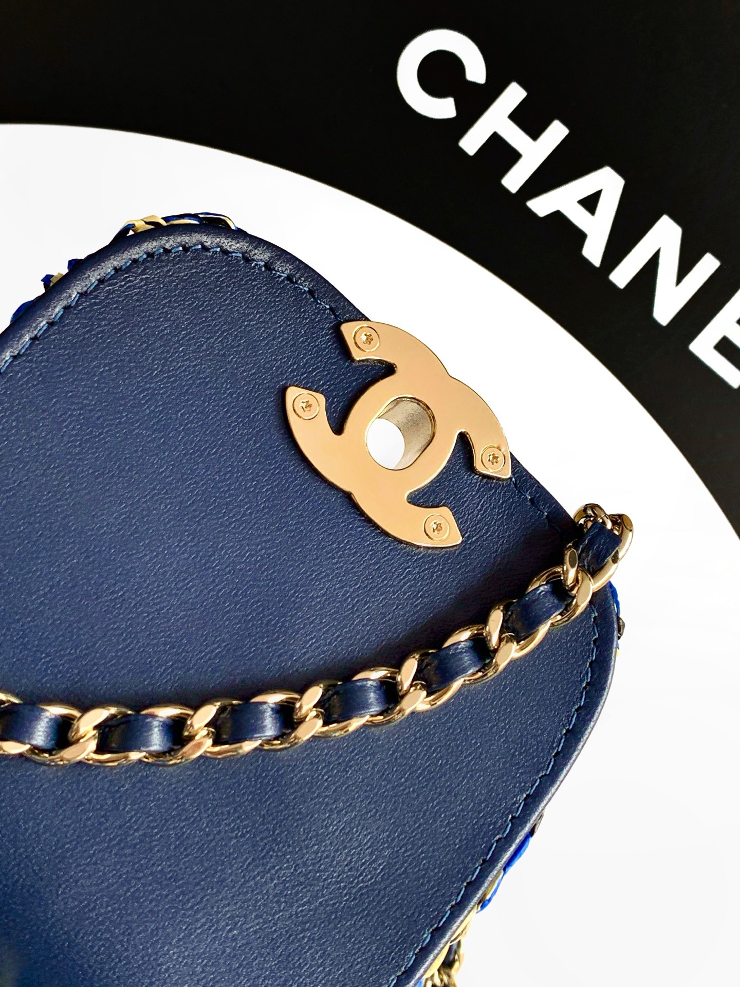 Chanel Kelly AS4416 19x13x7cm