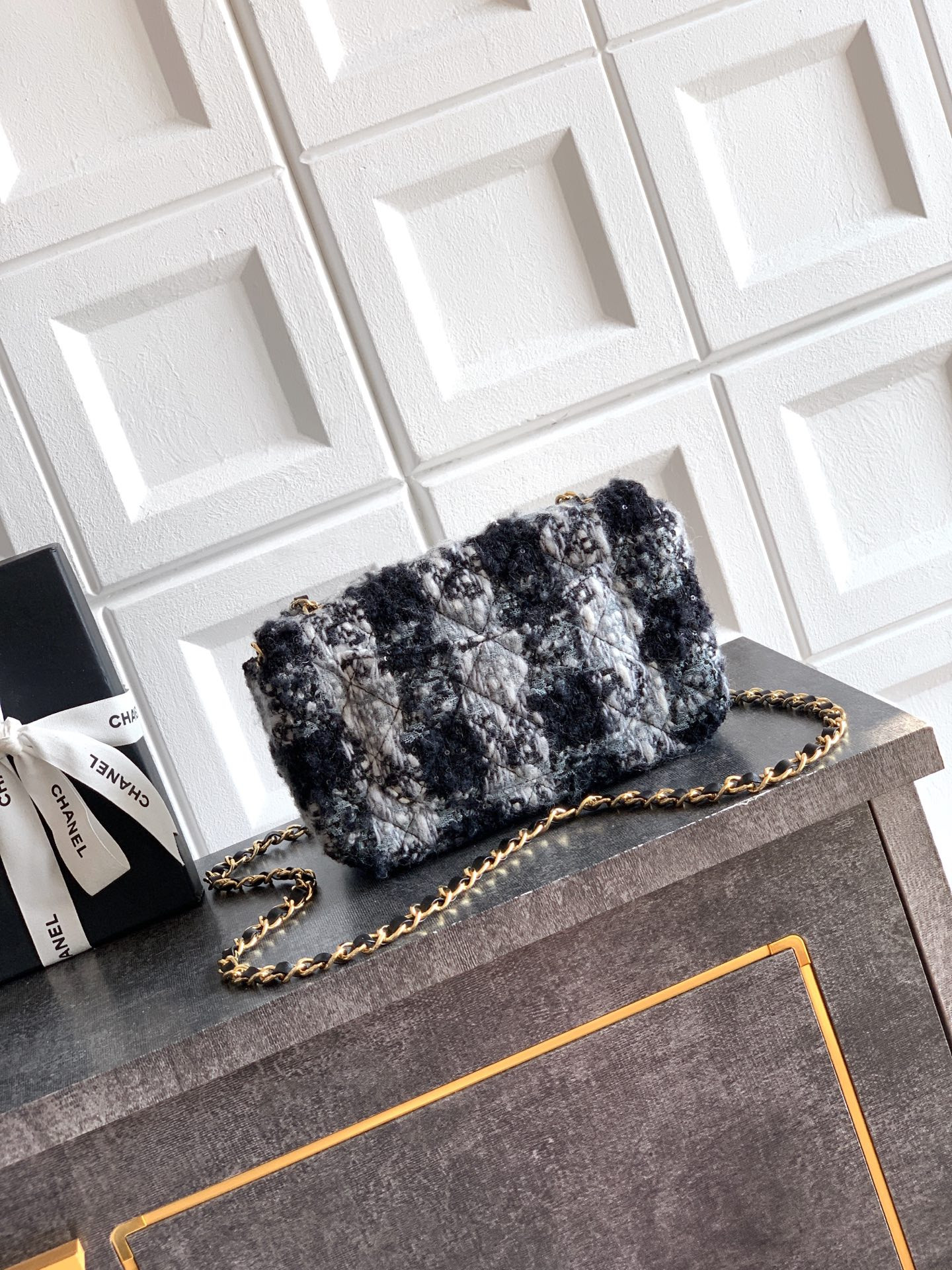 Chanel Mini Flap Bag 20x12x6cm
