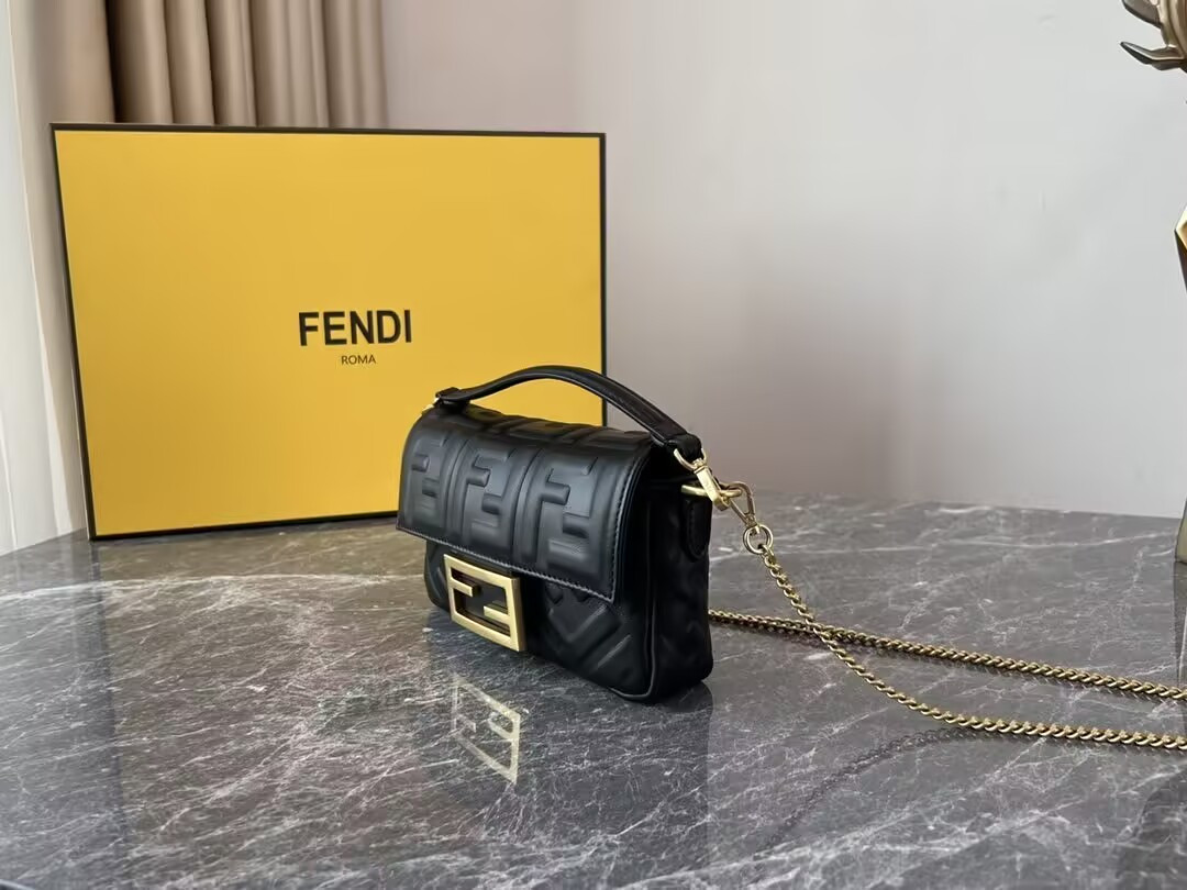 Fendi Baguette Mini Bag 19x4x10cm