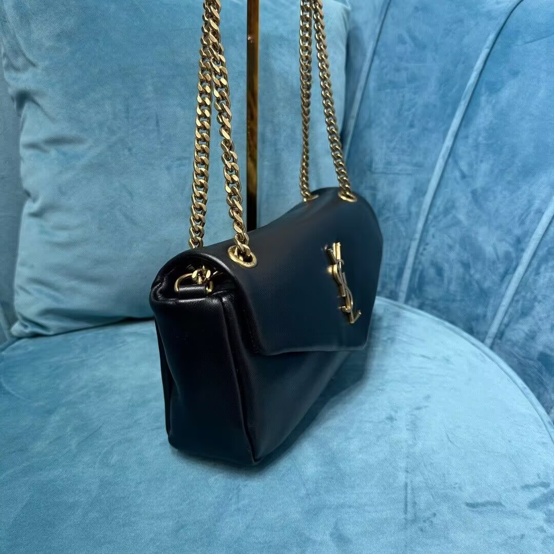 Y51 Calypso small in plunged lambskin 26x14x7cm