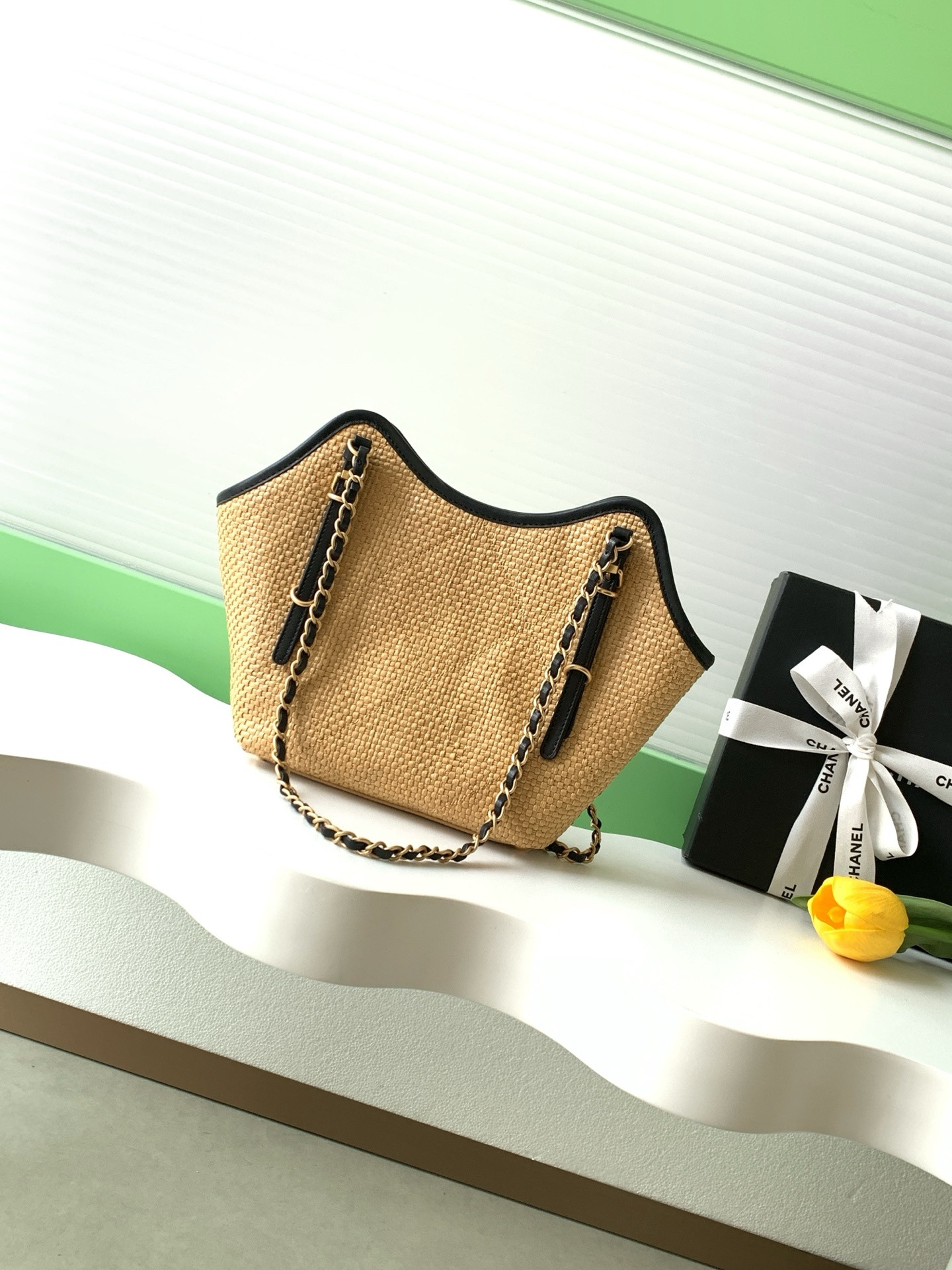 Chanel Shopping Bag AS6015 20x28x7cm