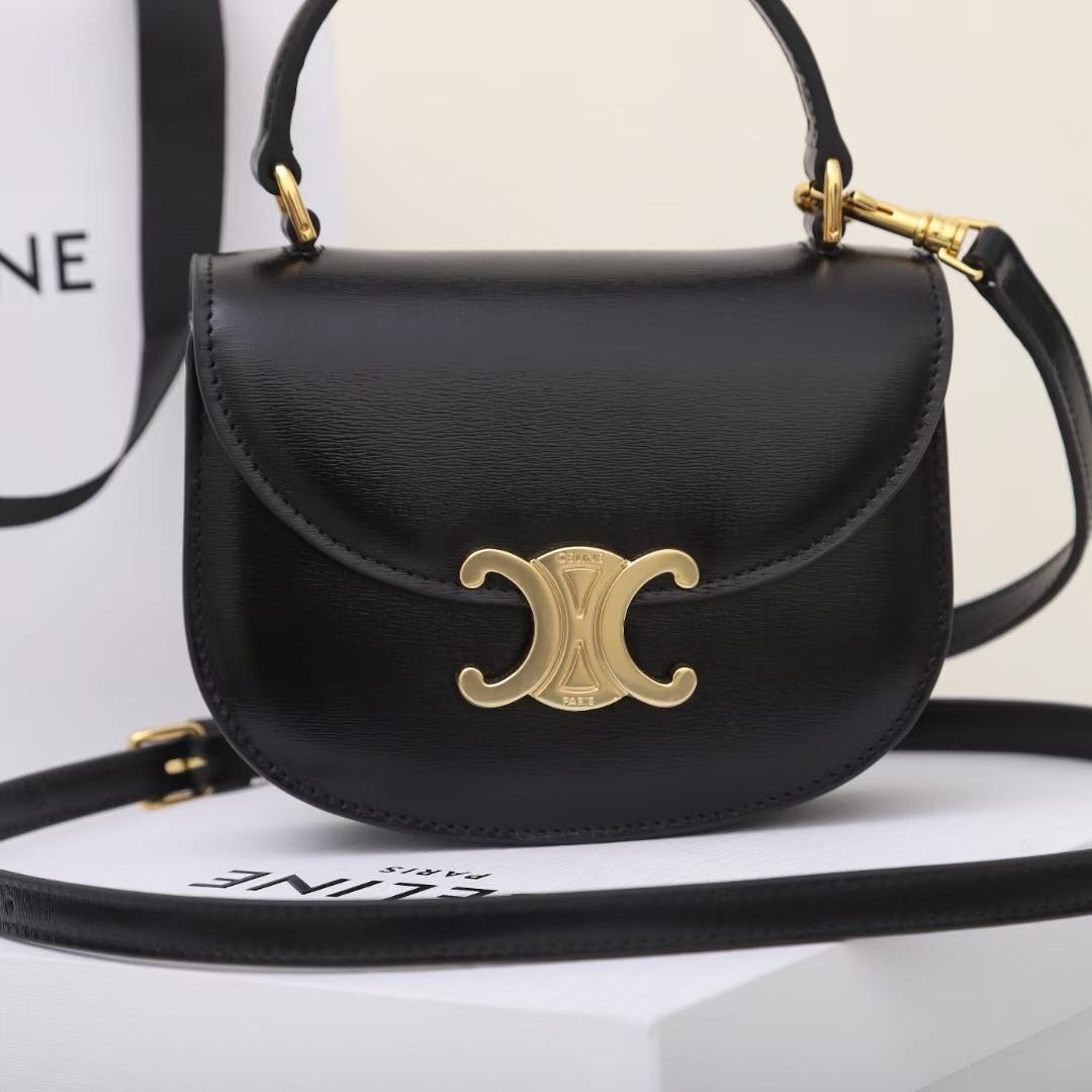 Celine MINI BESACE CLEA 15.5x12x5cm