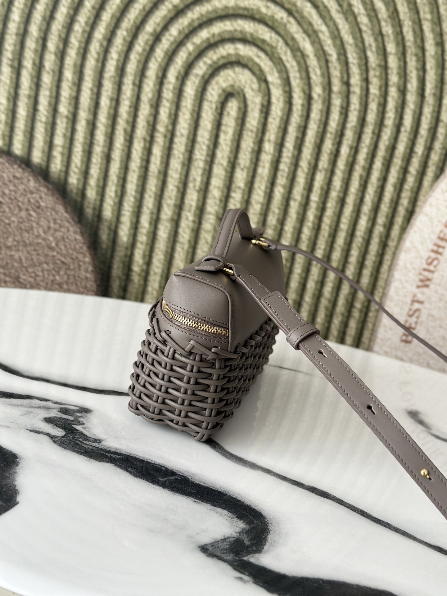Loro Piana Extra Pocket L19 19 x 11.5 x 7cm