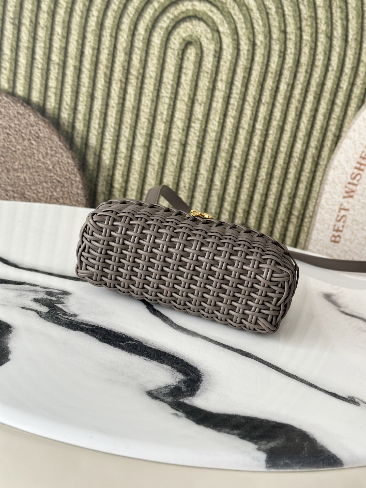 Loro Piana Extra Pocket L19 19 x 11.5 x 7cm